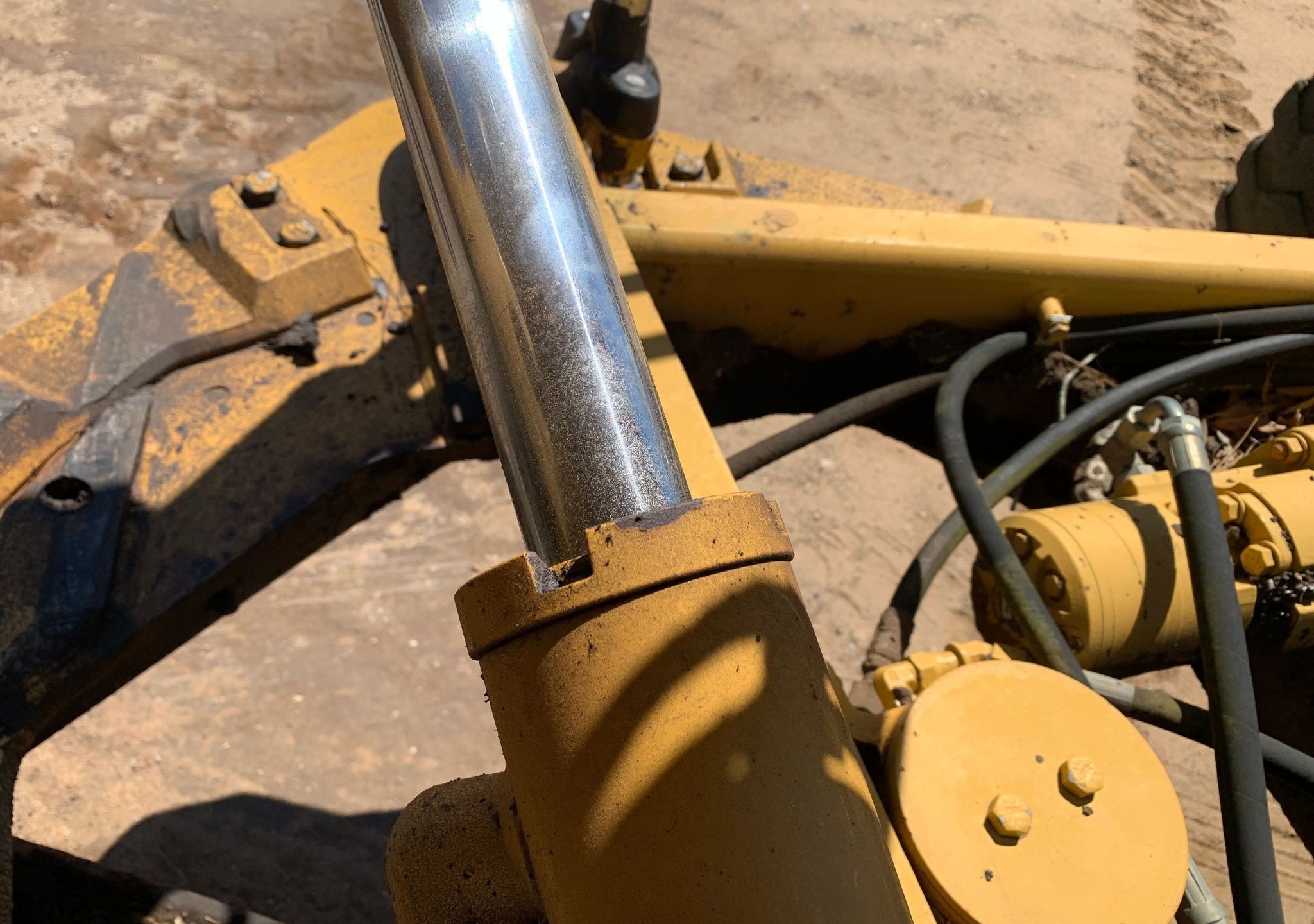 gallery 2008 Caterpillar 140M motor grader