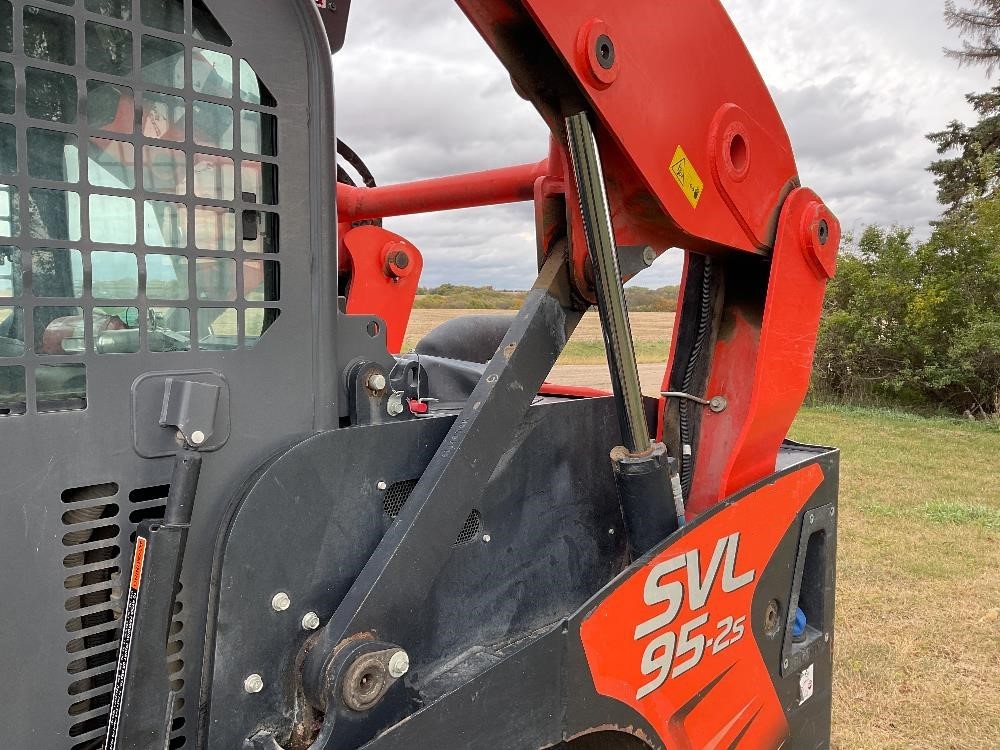 gallery 2018 Kubota SLV95-2s