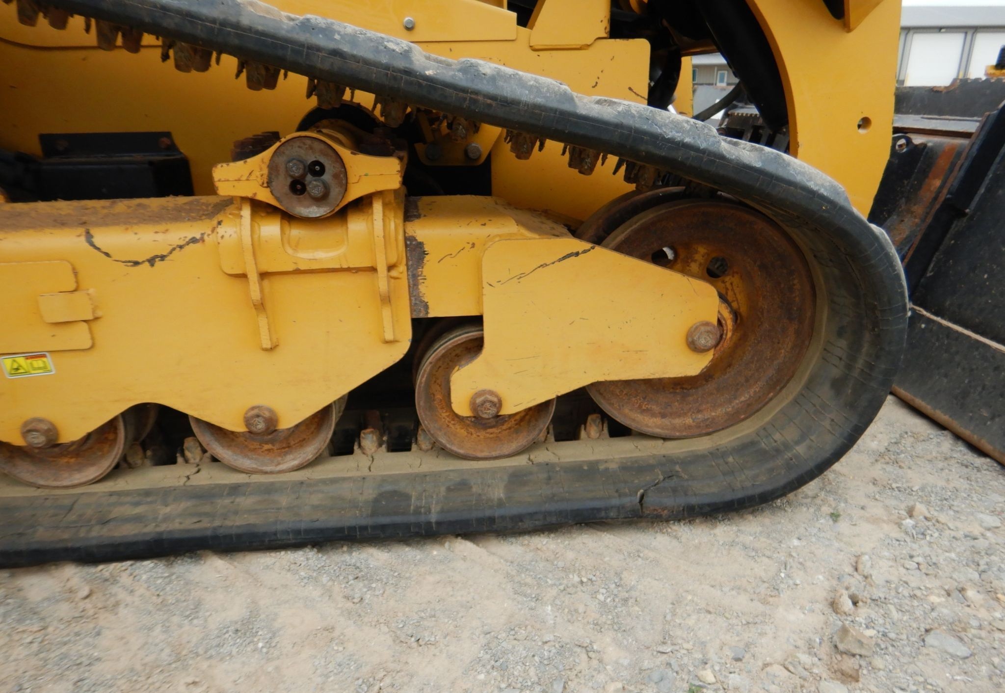 gallery 2018 Caterpillar 299D2 skid steer