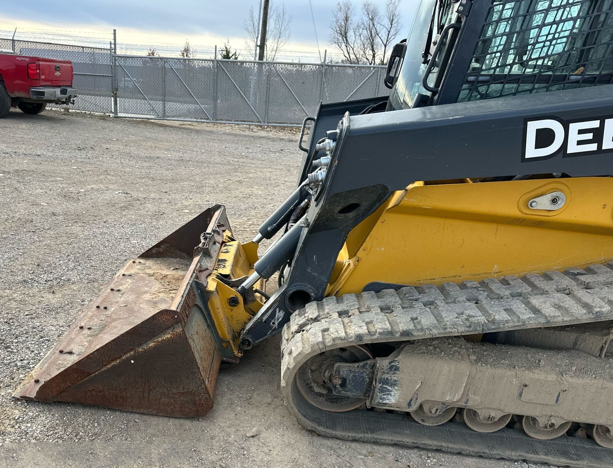 gallery 2019 John Deere 333G tracked skid steer loade