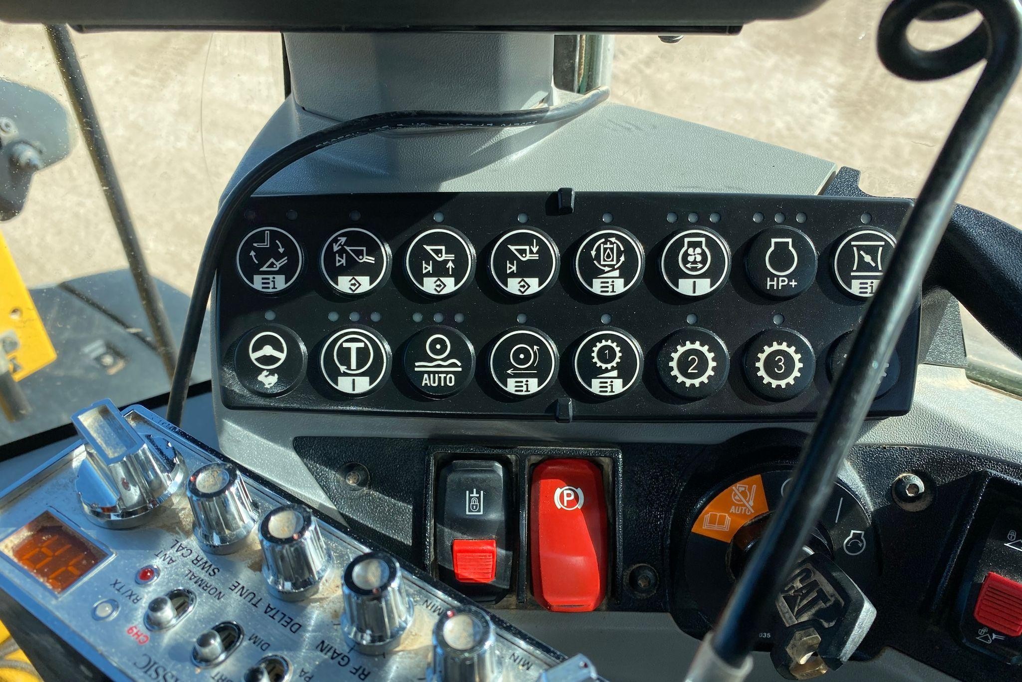 gallery 2017 Caterpillar 938M wheel loader