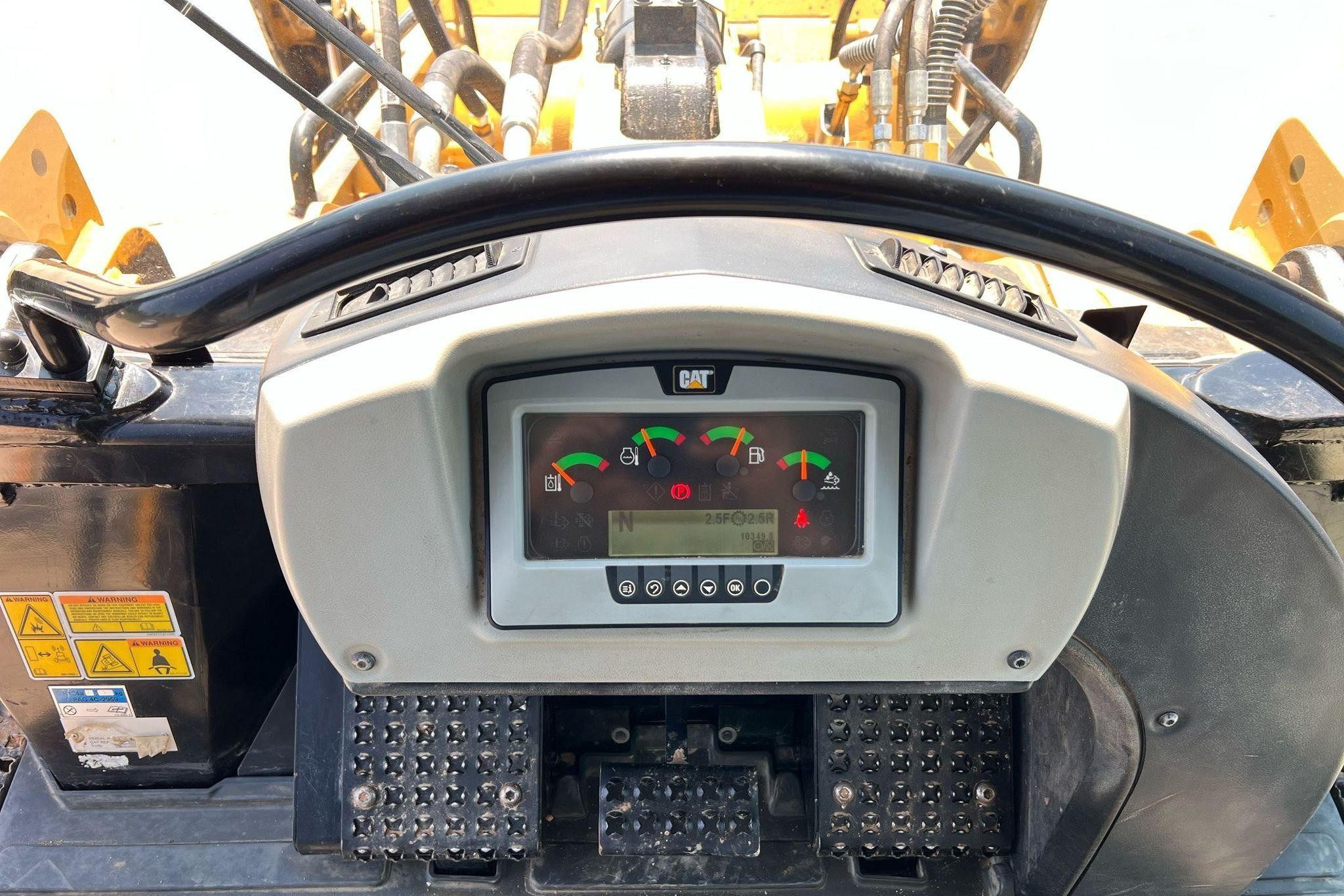 gallery 2016 Caterpillar 963K track loader