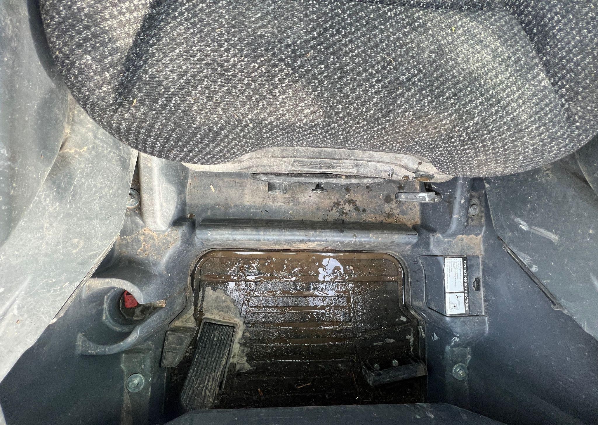 gallery 2019 John Deere 333G  tracked skid steer loader