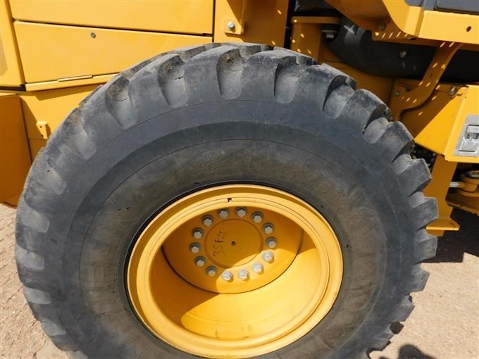 gallery 2014 John Deere 524K High Lift Wheel Loader