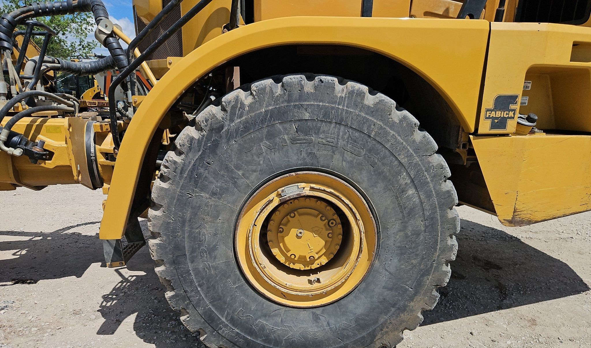 gallery 2013 Caterpillar 740B haul truck