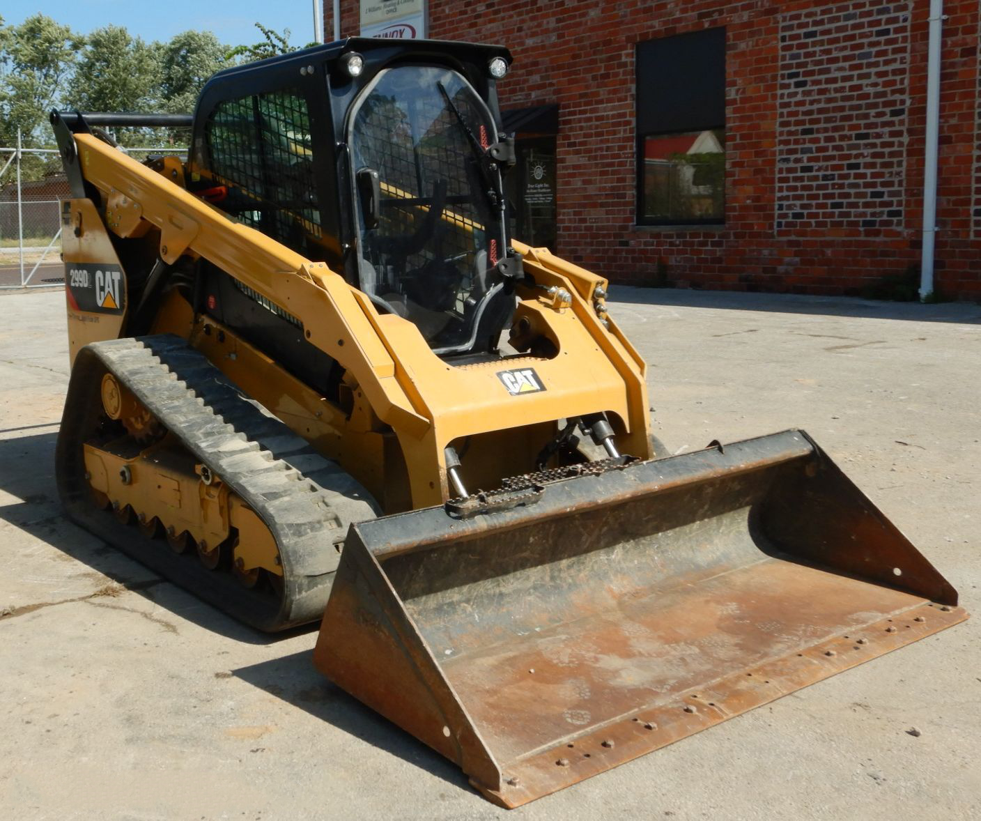 gallery 2018 Caterpillar 299D2 skid steer