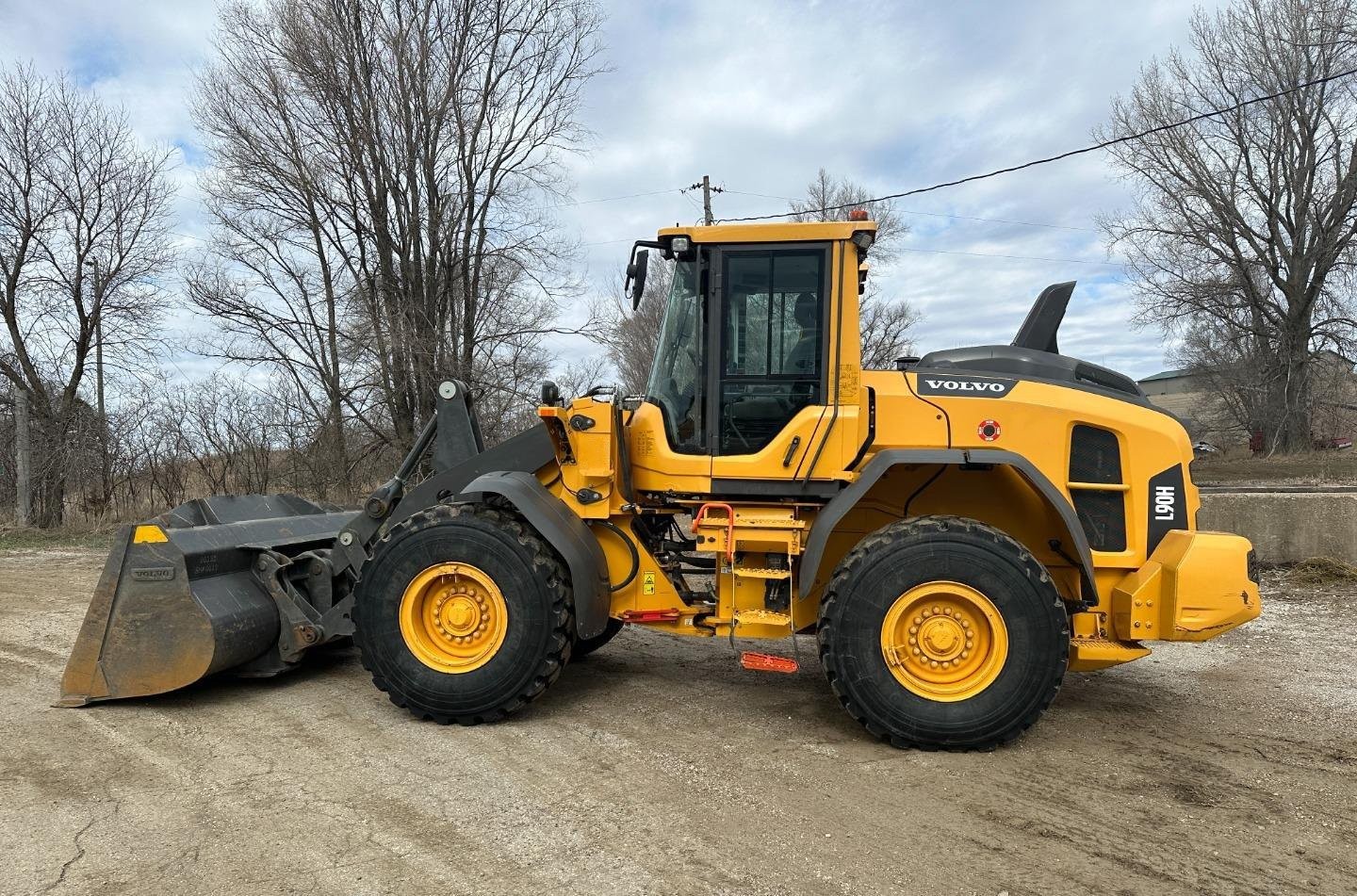 gallery 2018 Volvo L90H Wheel Loader