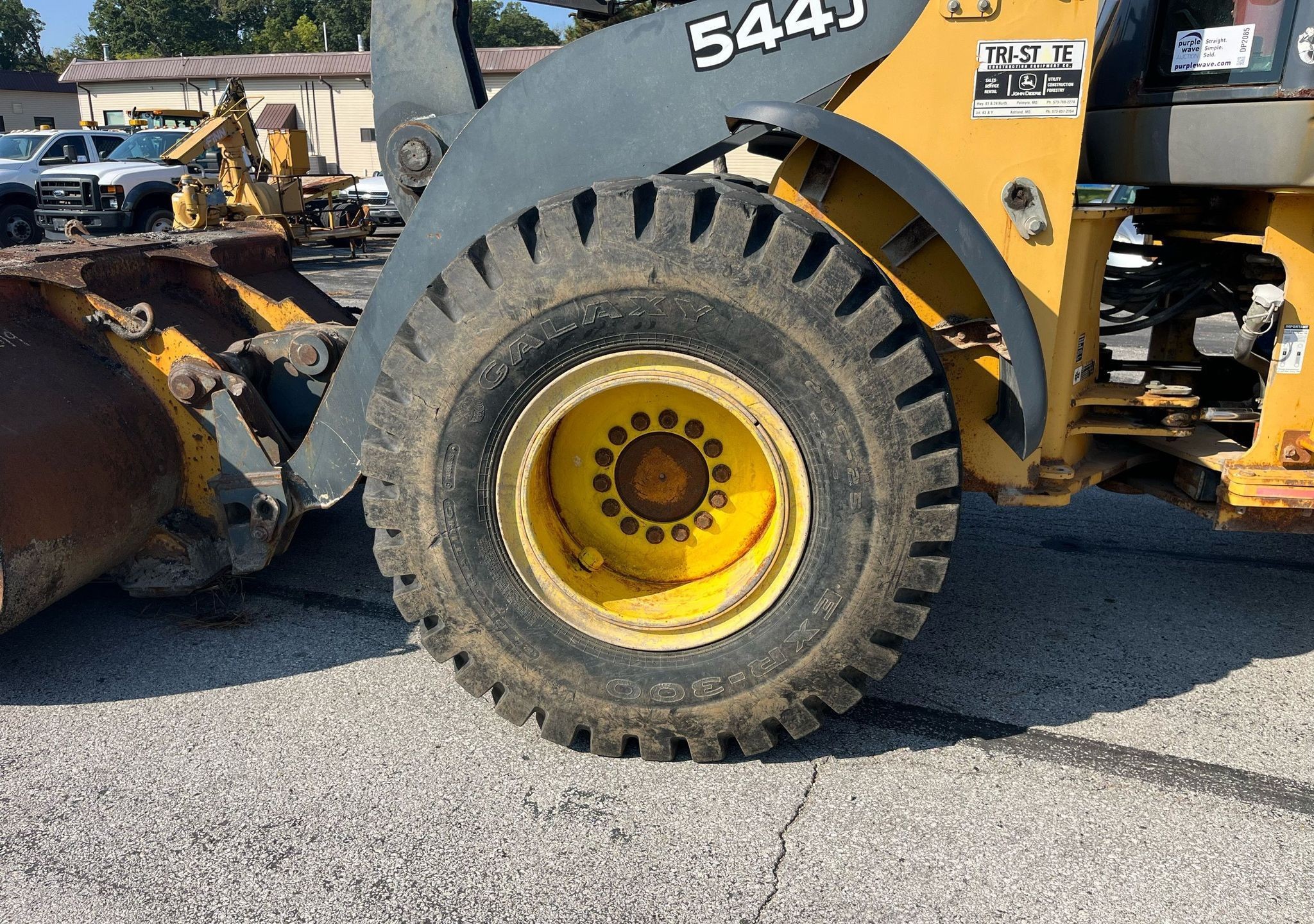 gallery 2005 John Deere 544J wheel loader