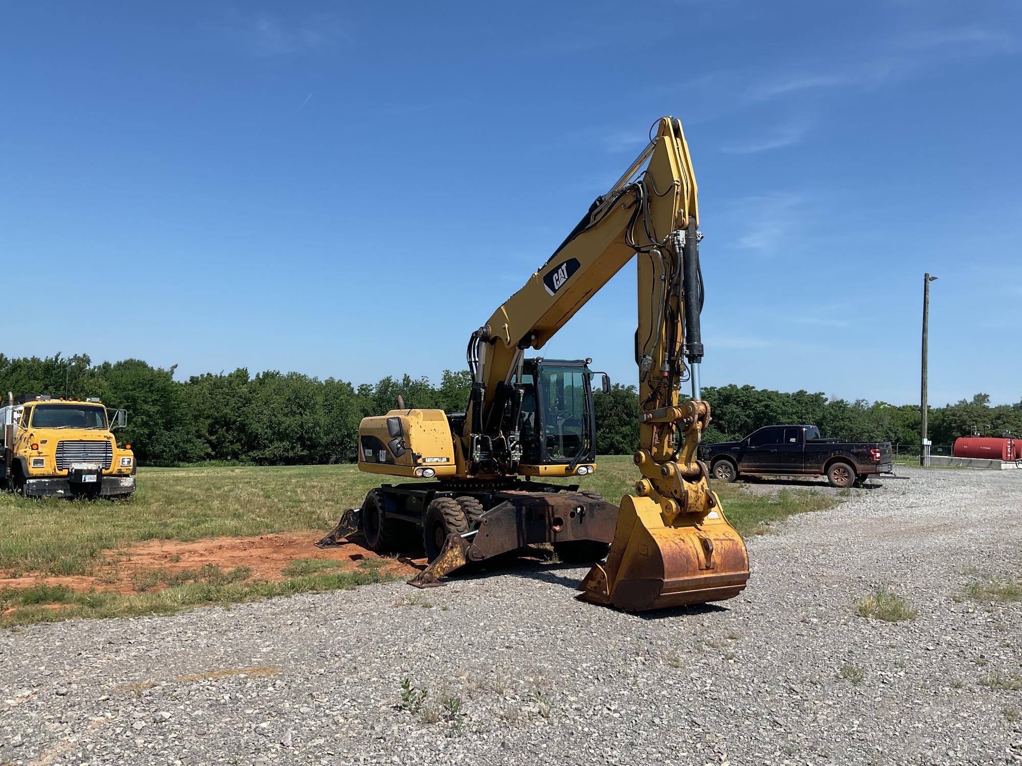 gallery 2011 Caterpillar M322D Wheeled Excavator