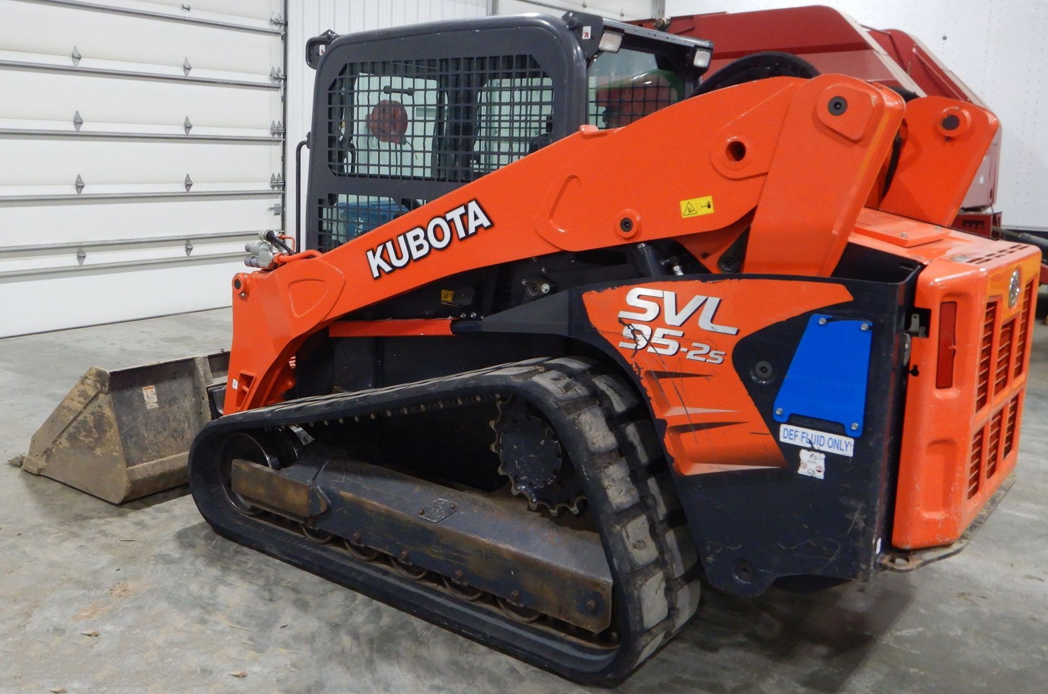 gallery 2019 Kubota SVL95-2S tracked skid steer loader