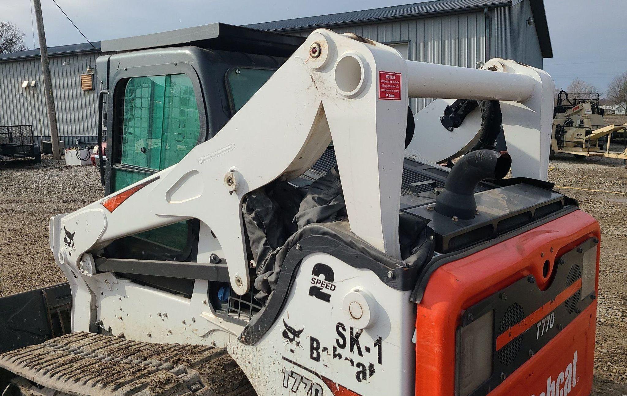 gallery 2019 Bobcat T770 tracked skid steer loader