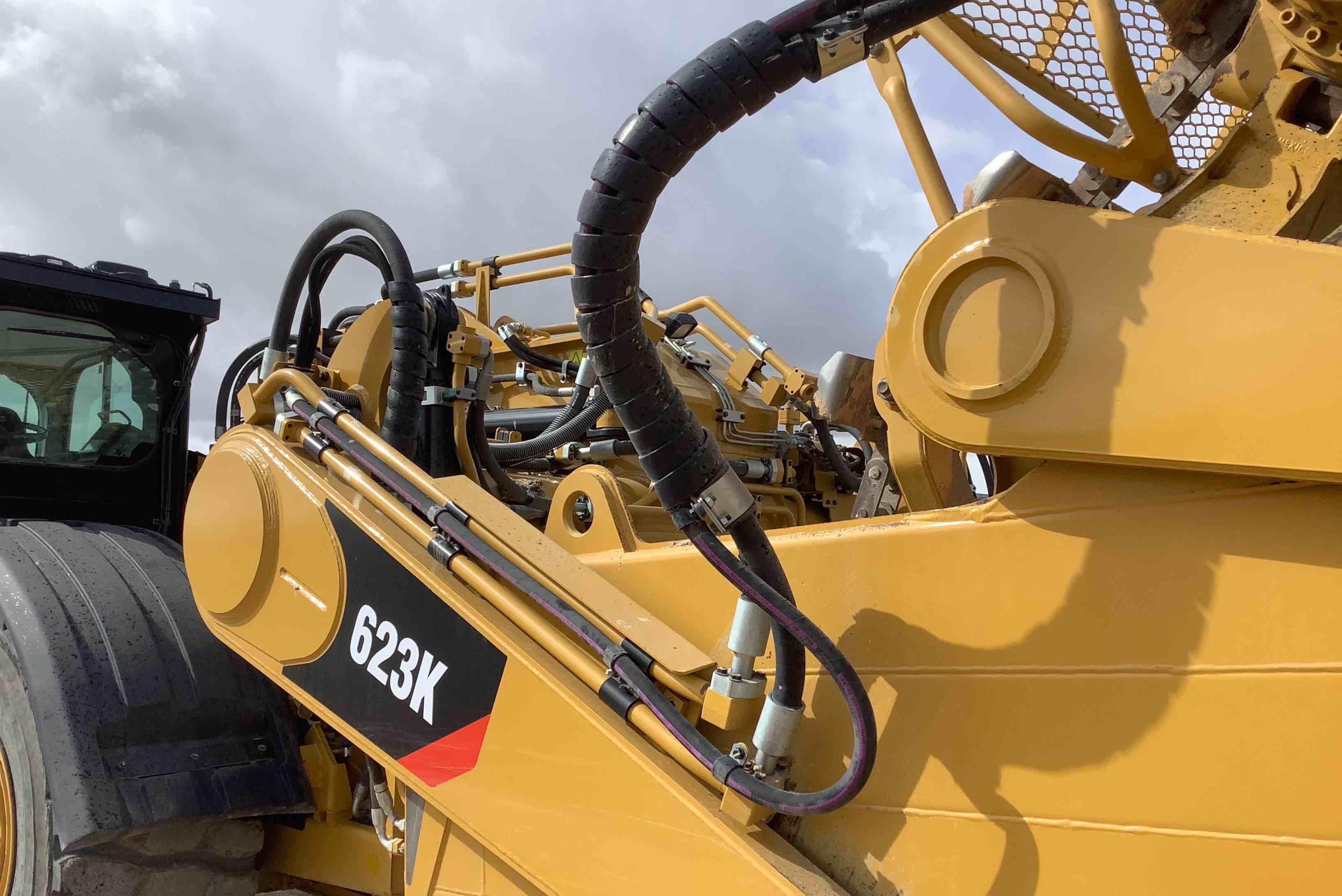 gallery 2017 Caterpillar 623K Self Propelled Elevating Scraper