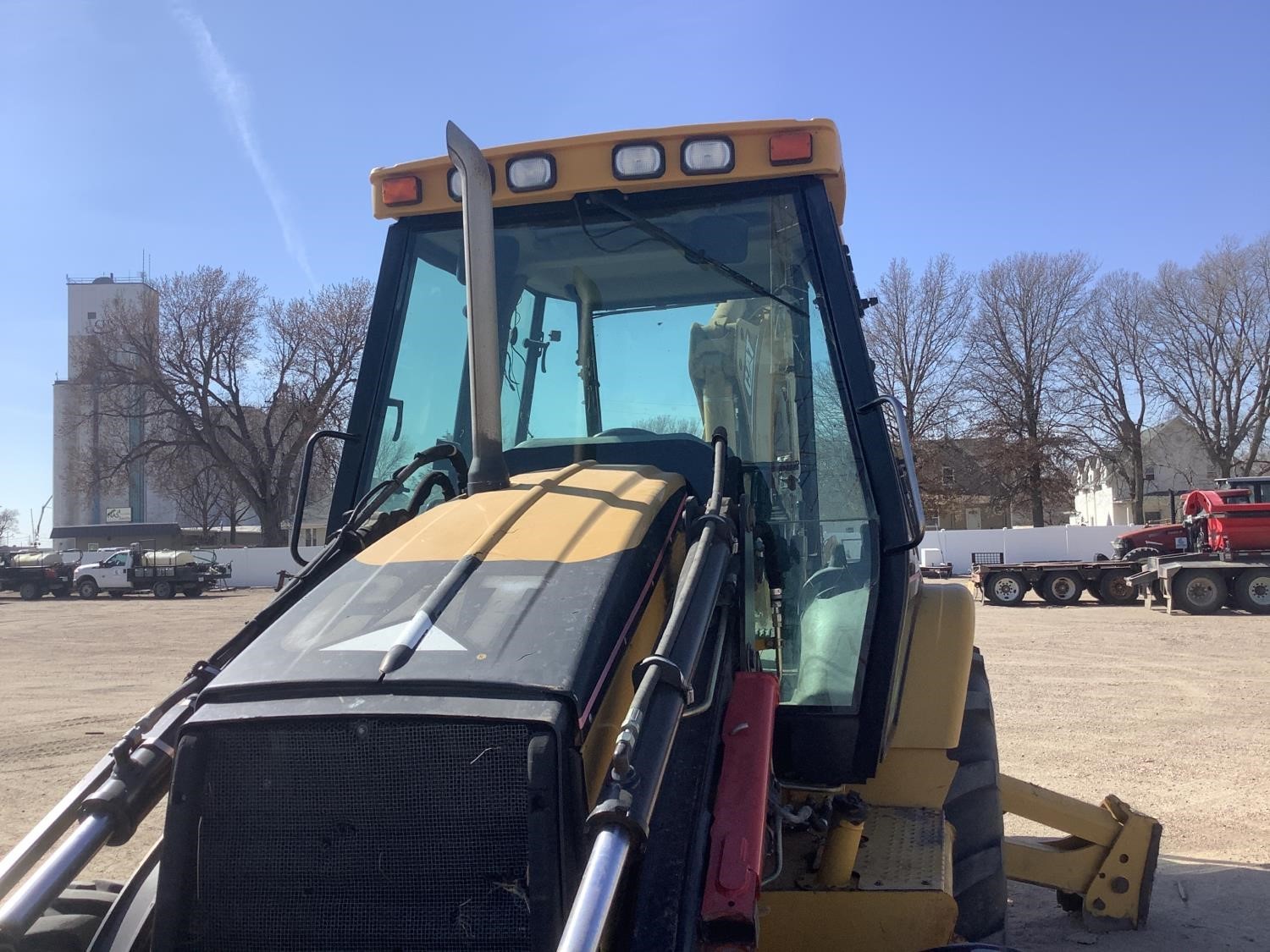 gallery 2005 Caterpillar 420D 4x4 Loader Backhoe W4-IN-1 Bucket & Extend