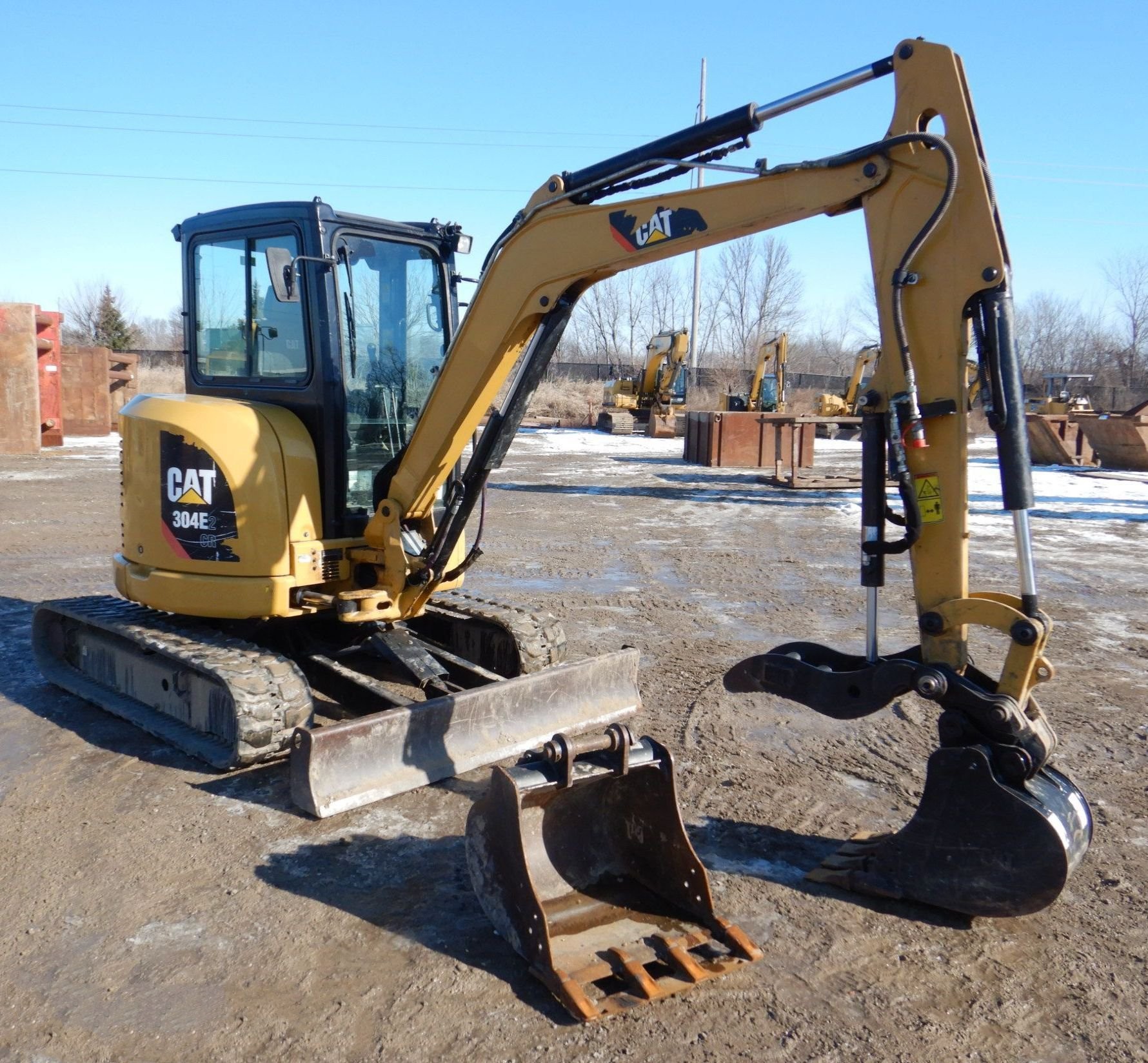 gallery 2016 Caterpillar 304E2 CR mini excavator