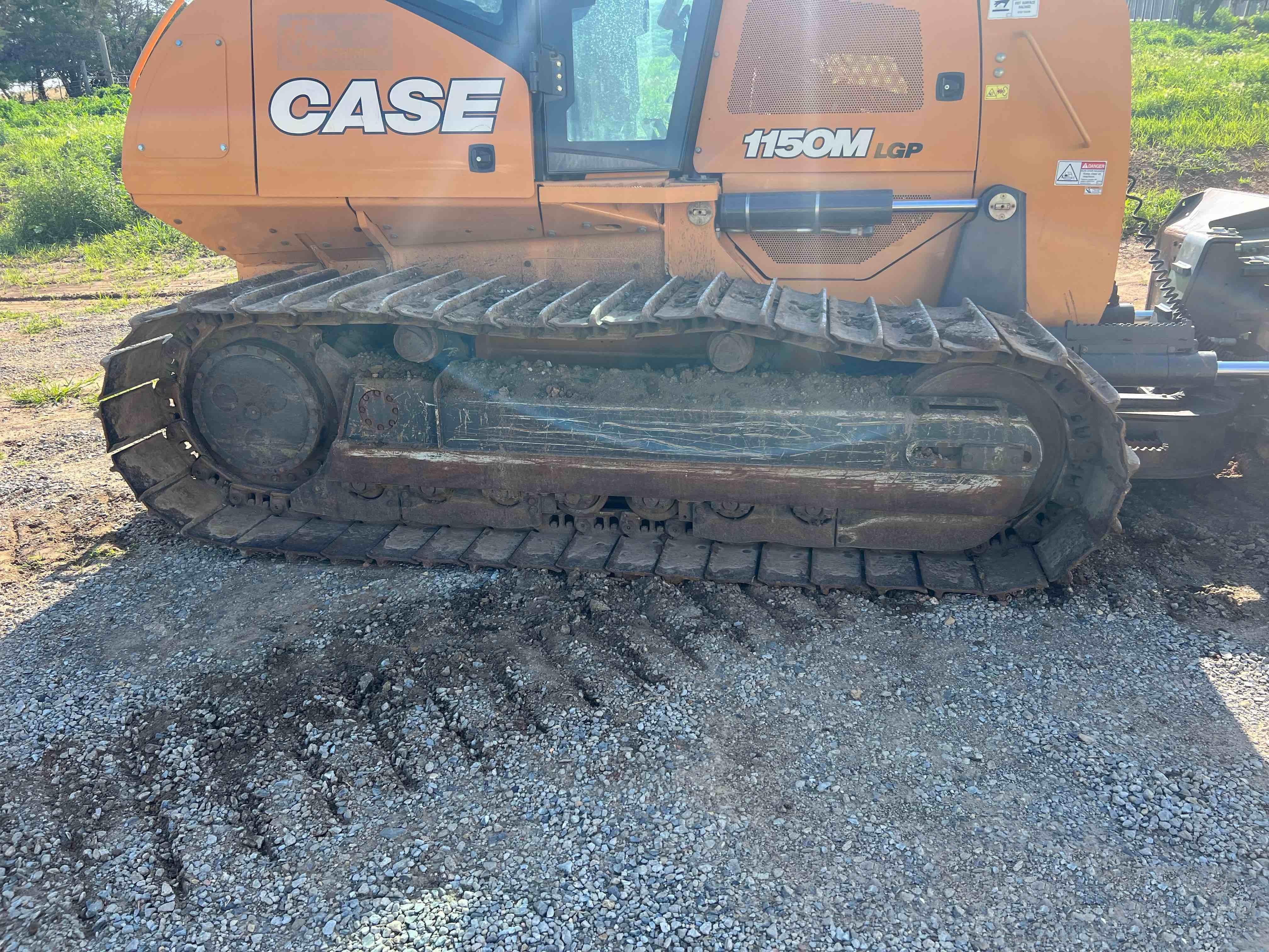 gallery 2017 Case 1150M LGP Crawler Dozer