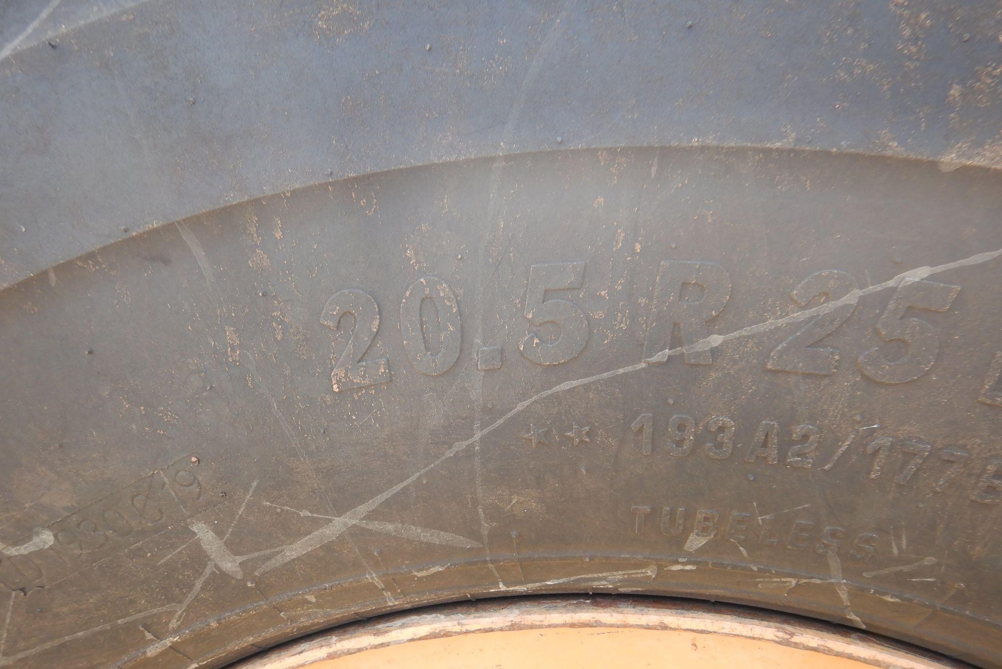 gallery 2015 Case 621F XR wheel loader