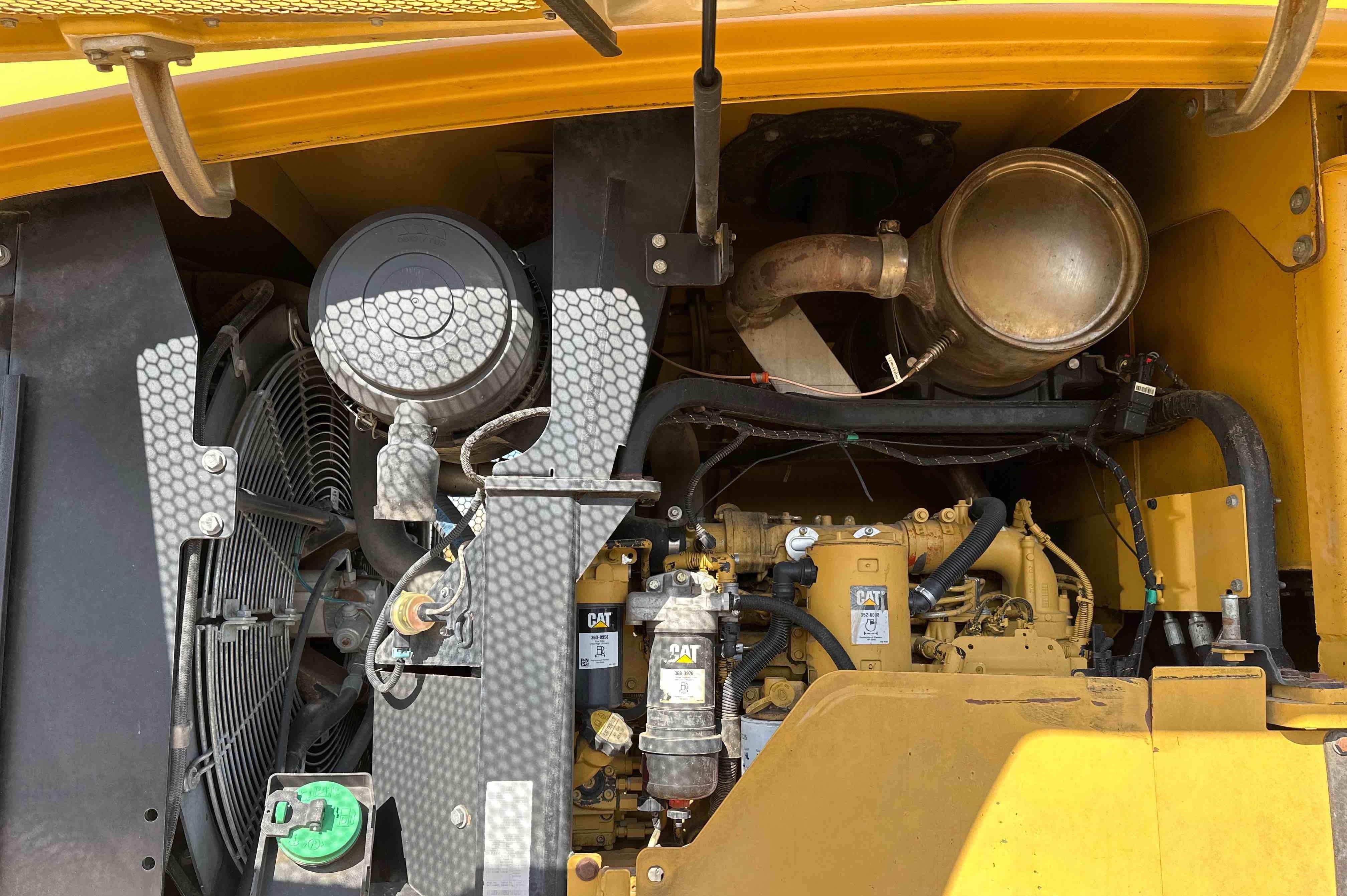gallery 2012 Caterpillar 938K High Lift Wheel Loader WGrapple