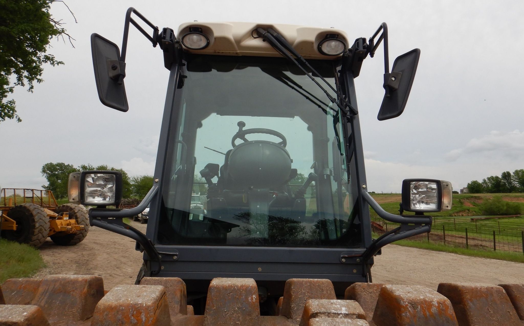 gallery 2016 Hamm H11I vibratory roller