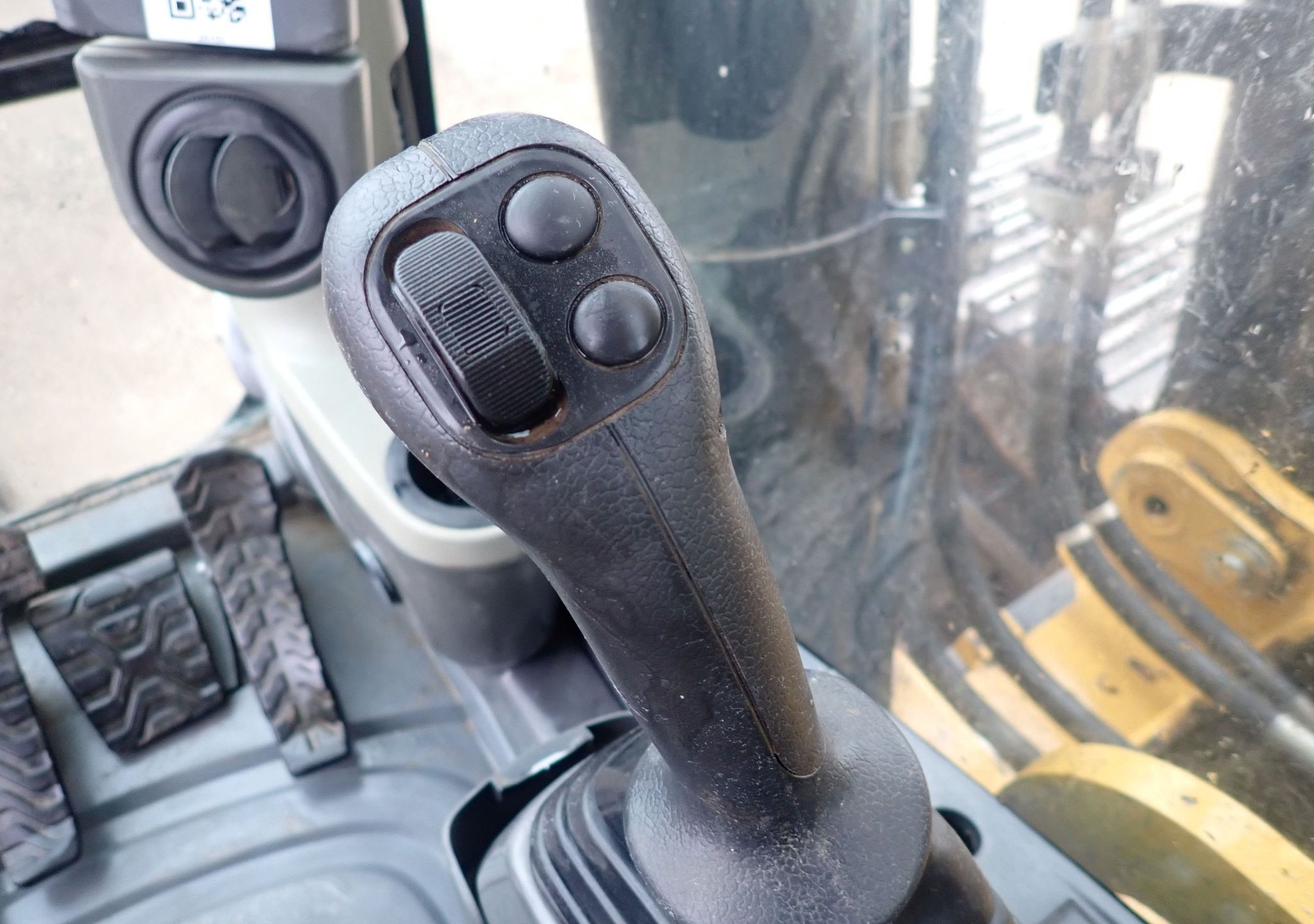 gallery 2011 Caterpillar 345D L excavator