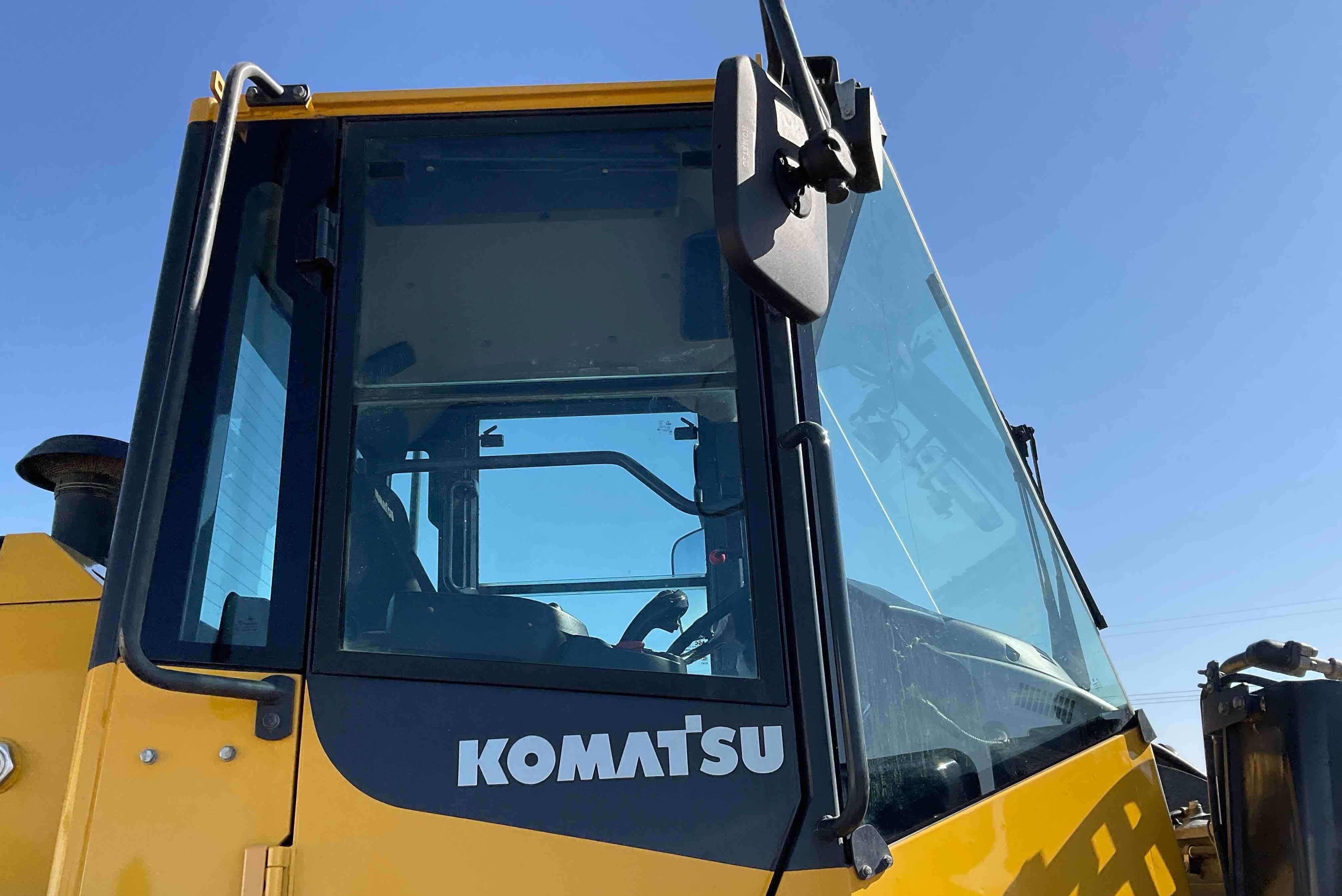 gallery 2019 Komatsu WA270-8 Wheel Loader