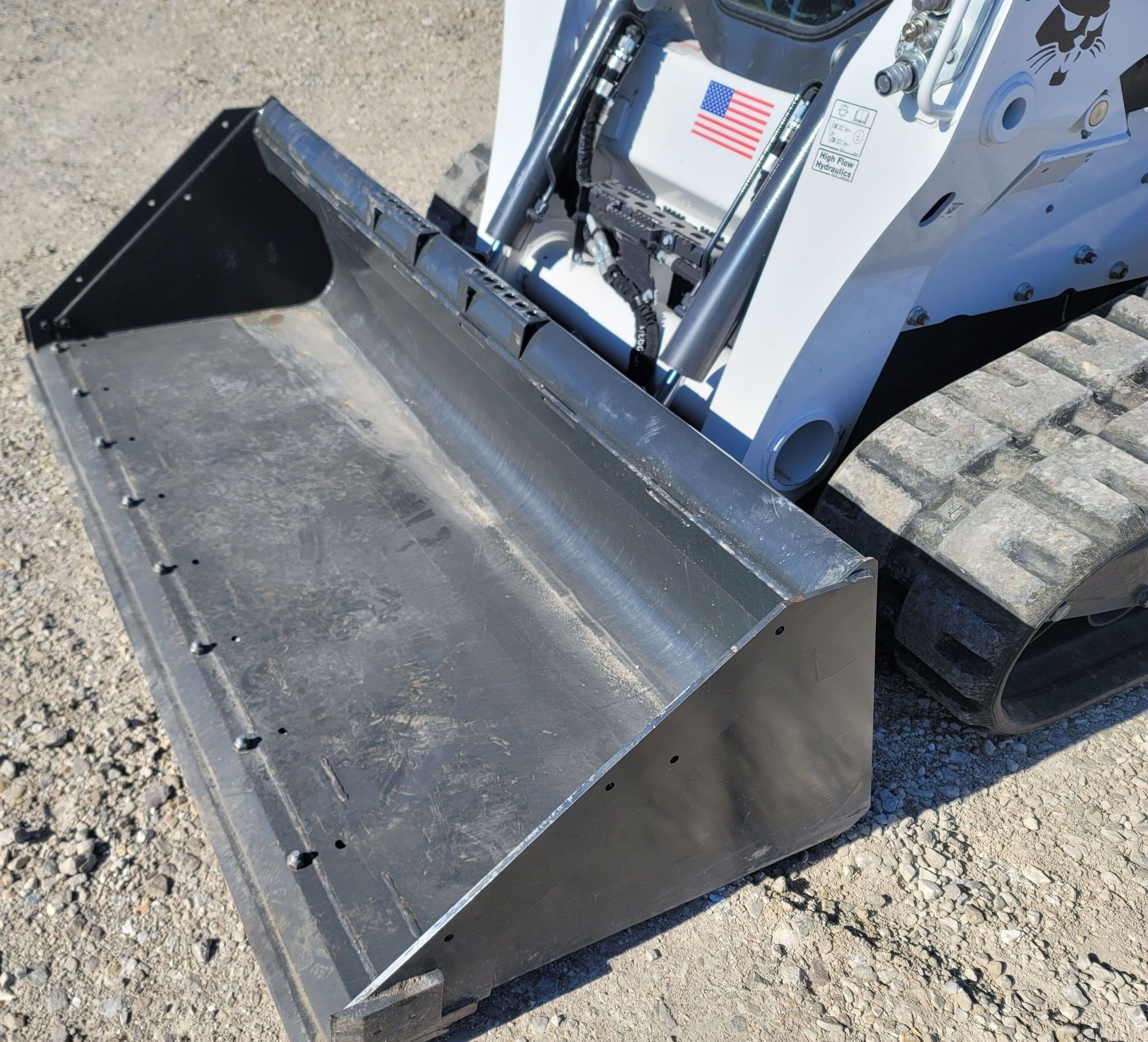 gallery 2022 Bobcat T870 tracked skid steer loader
