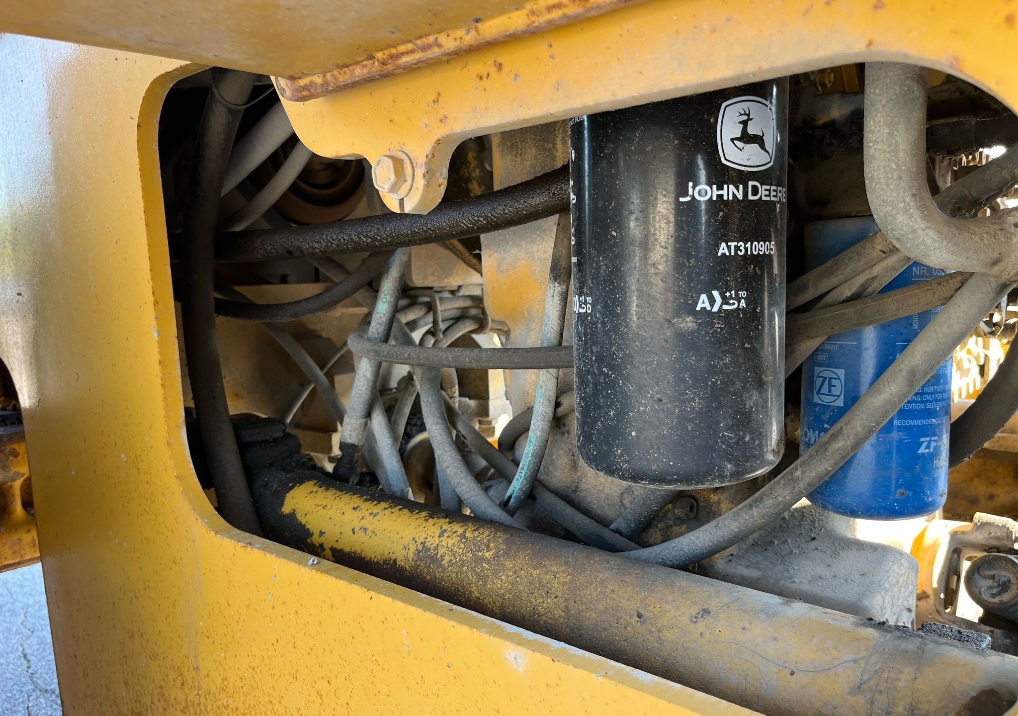 gallery 2005 John Deere 544J wheel loader