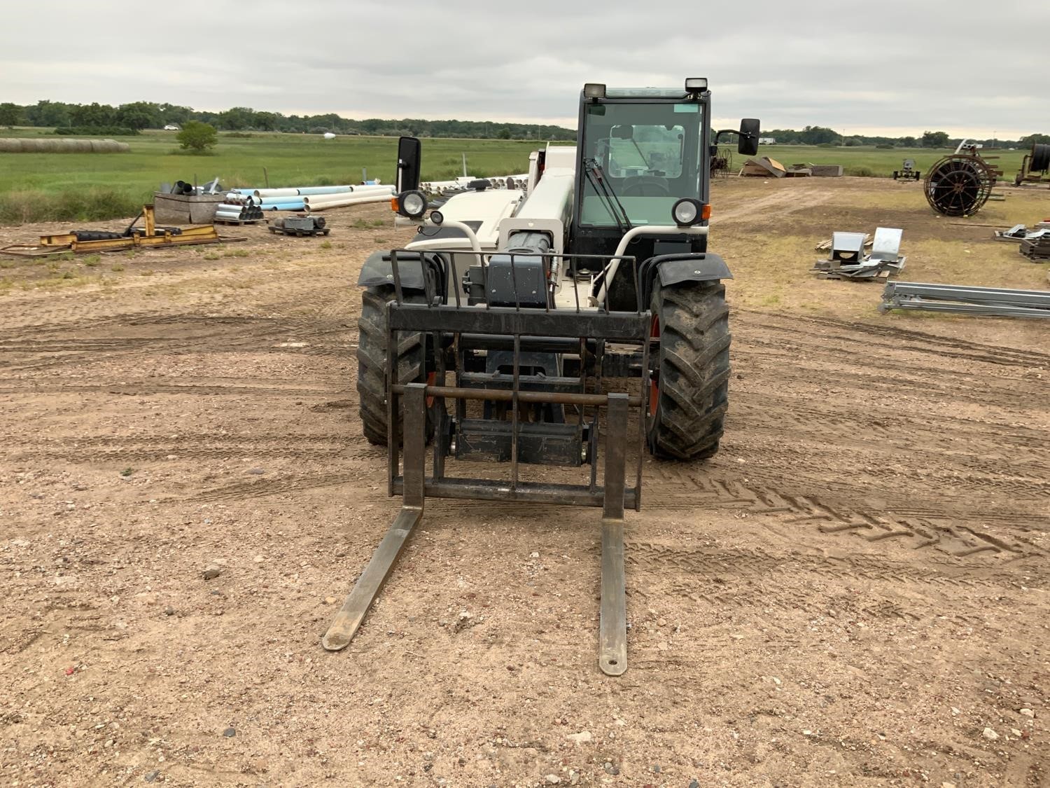gallery 2010 Bobcat V723 4x4x4 Telehandler