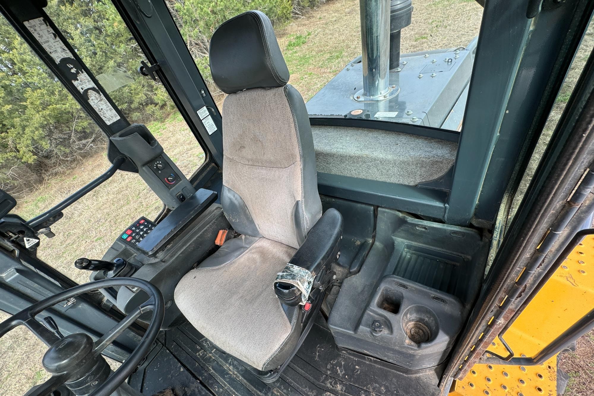 gallery 2013 John Deere 524K High Lift Wheel Loader,