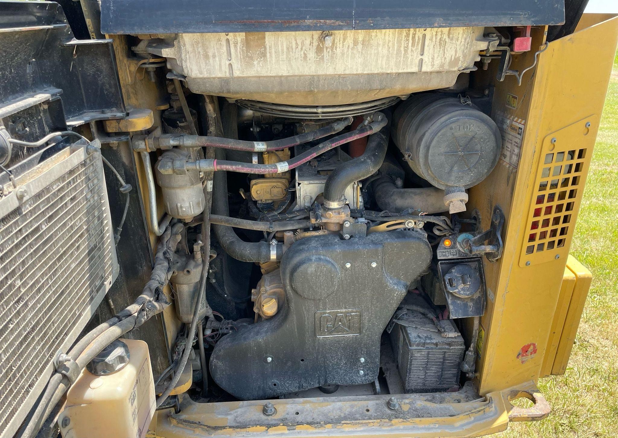 gallery 2017 Caterpillar 299D2XHP Skid Steer