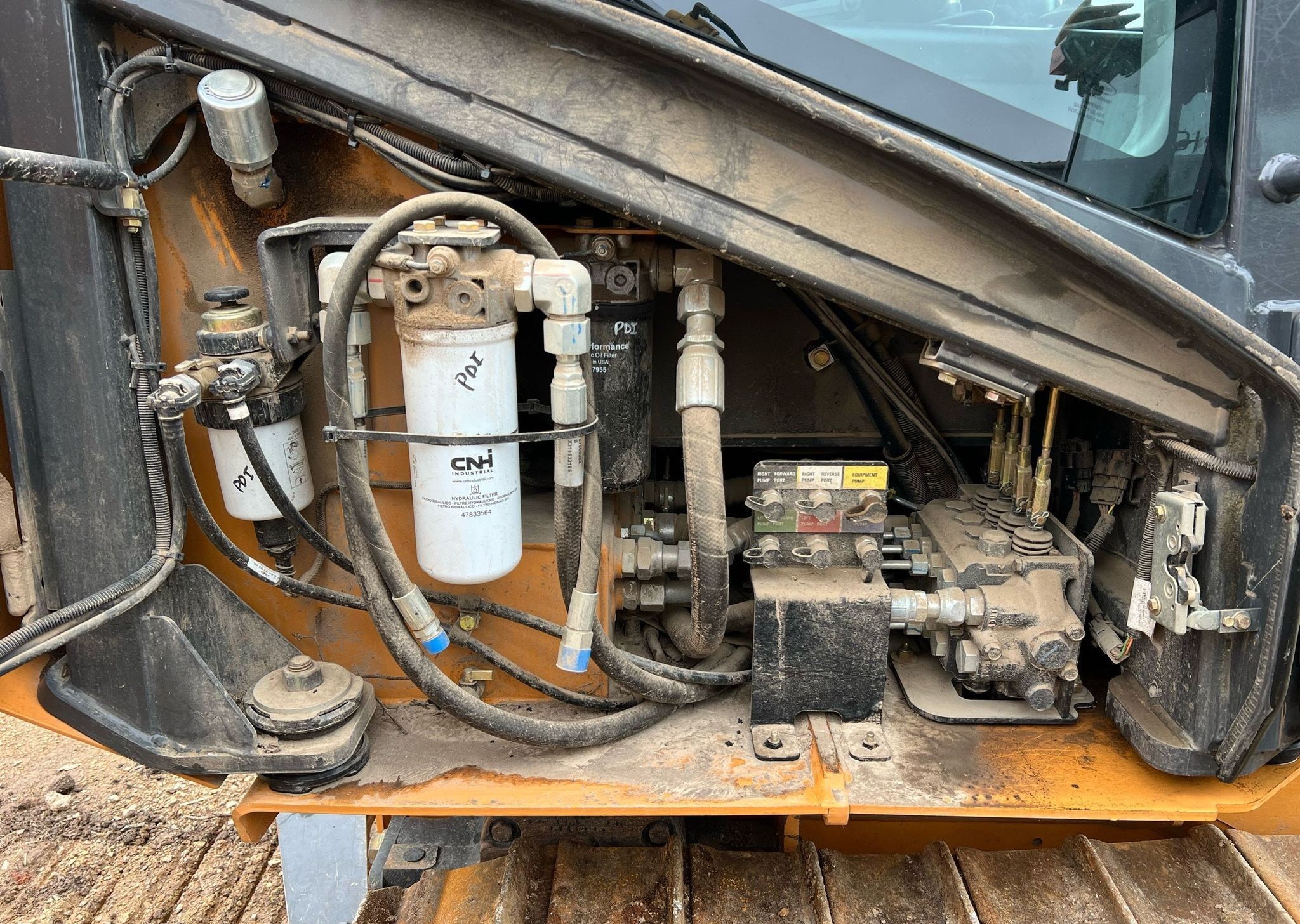 gallery 2020 Case 650M LT dozer