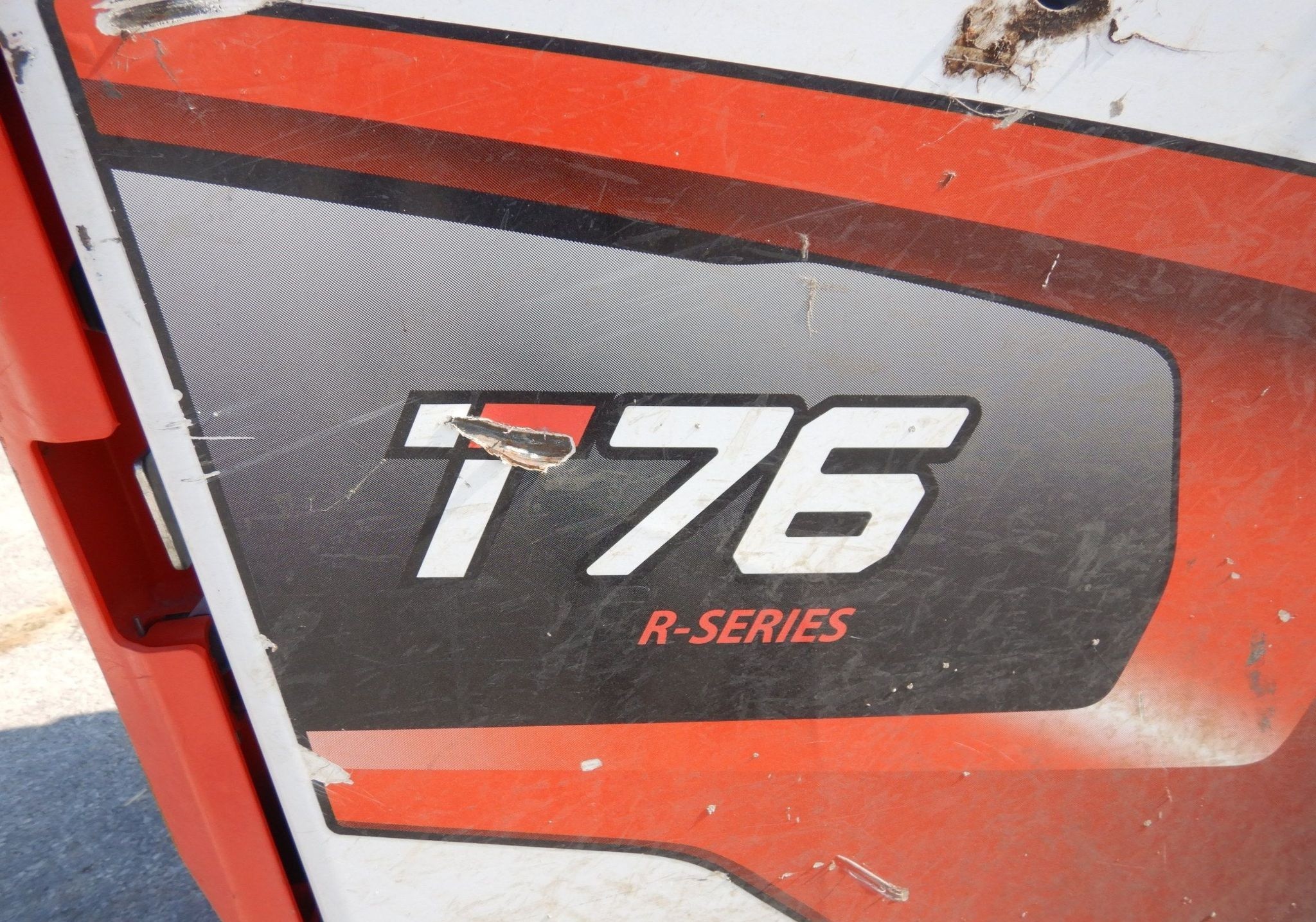 gallery 2020 Loader Bobcat T76 Skid Steer