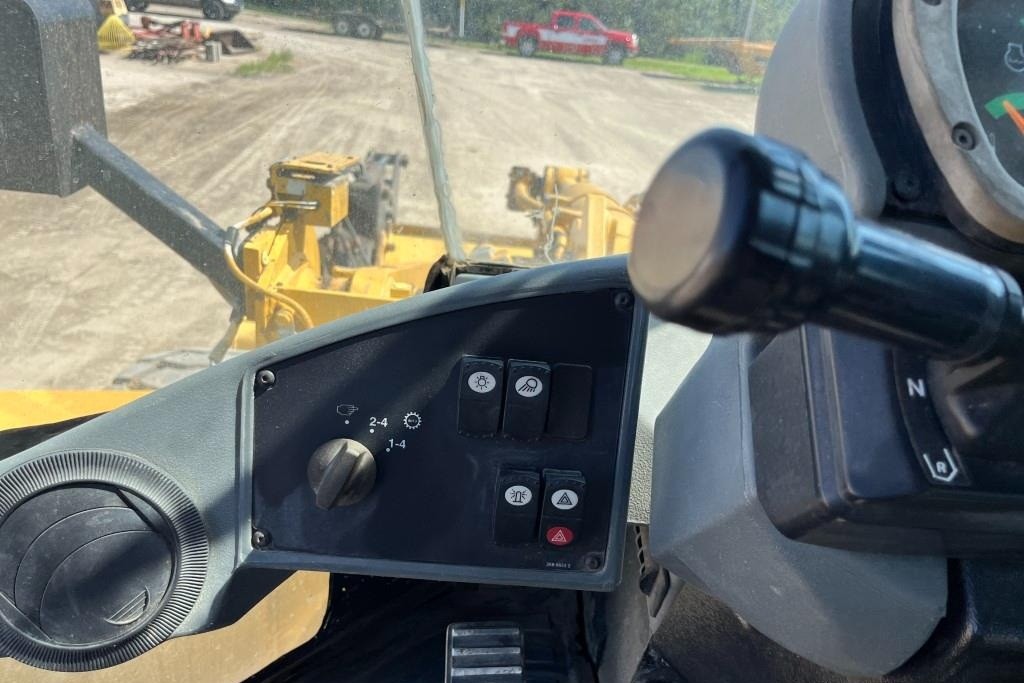 gallery 2008 Caterpillar 938H Wheel Loader