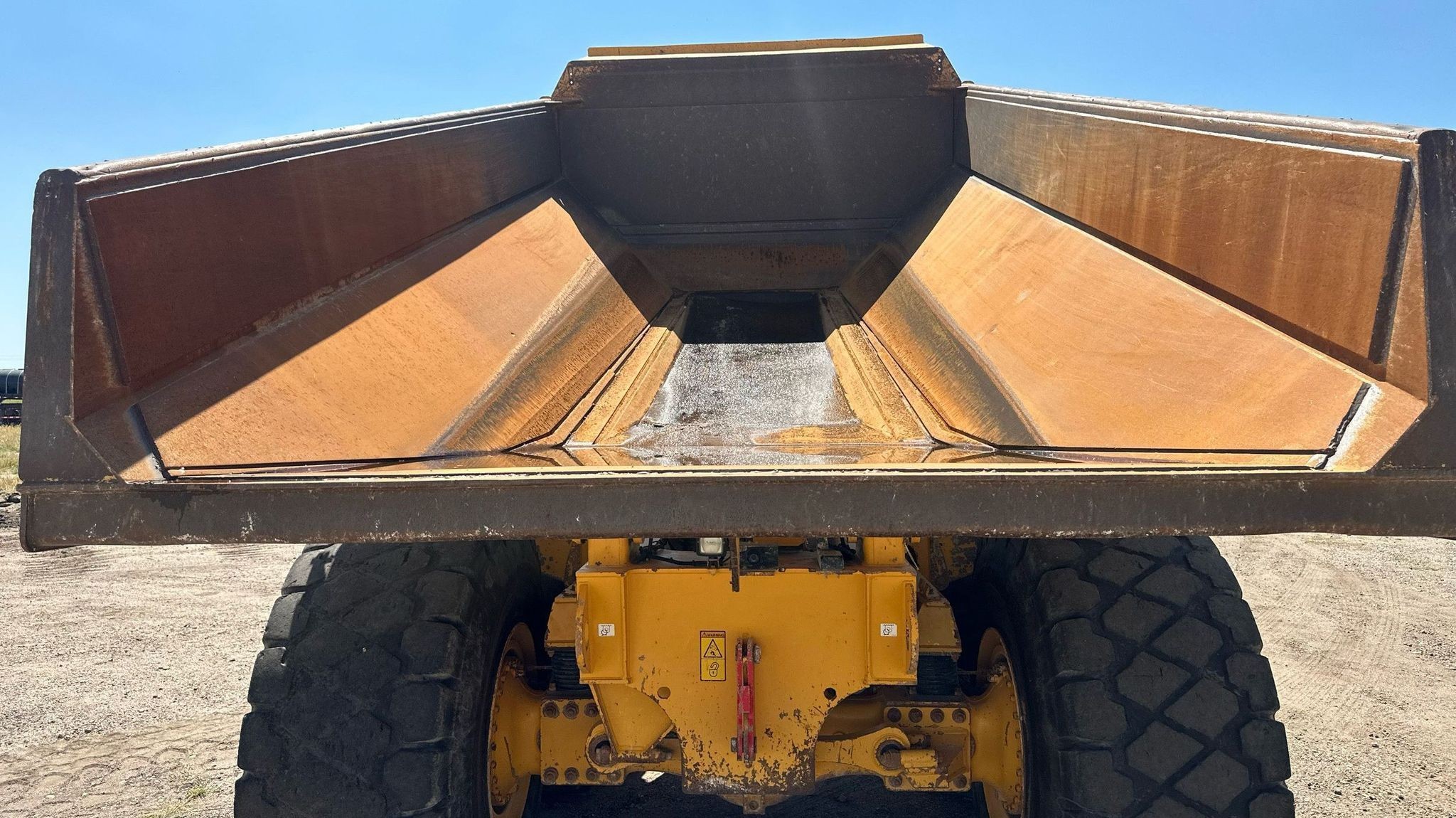 gallery 2011 Volvo A40F haul truck