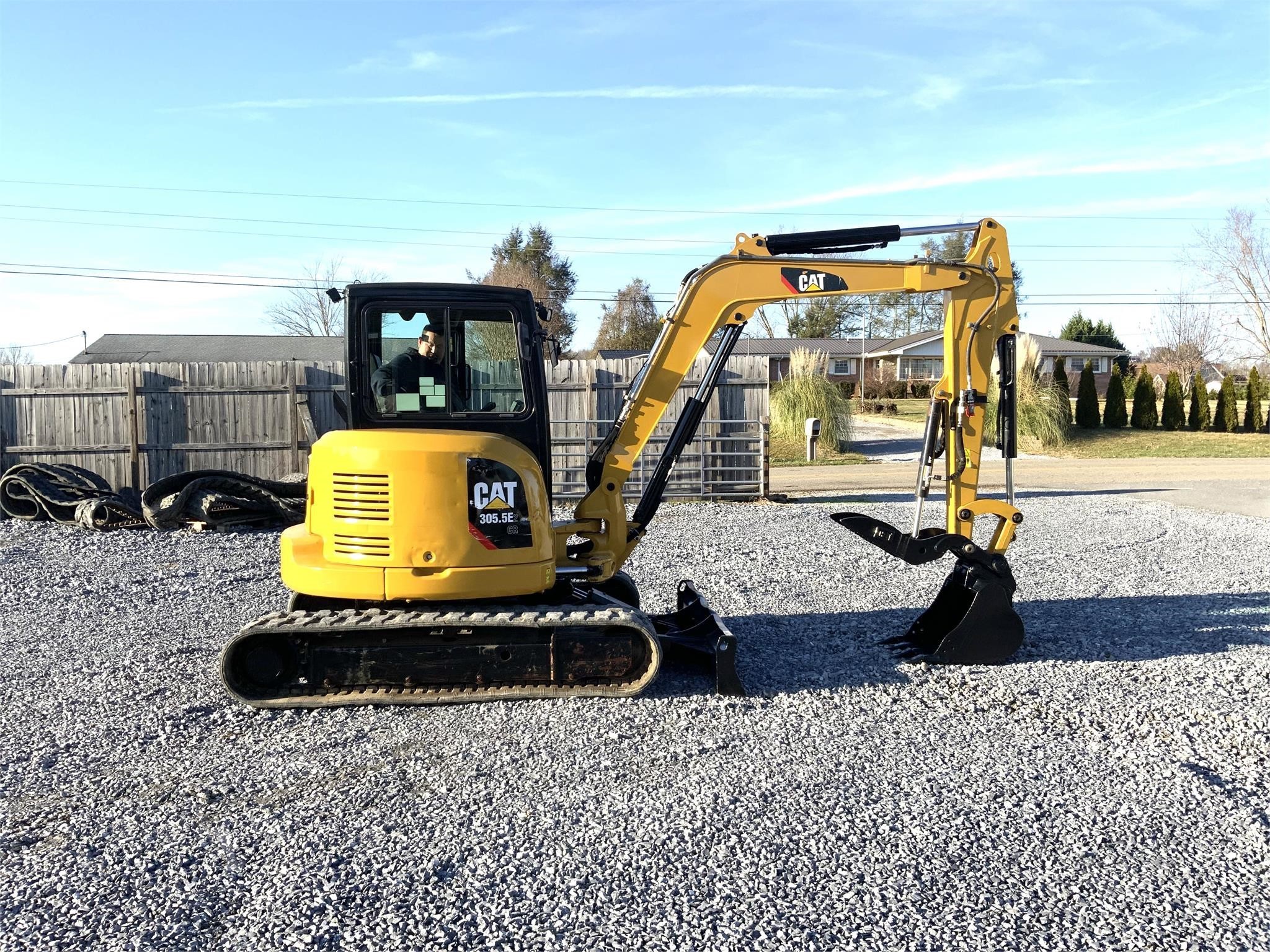 gallery 2017 CATERPILLAR 305.5E2 CR