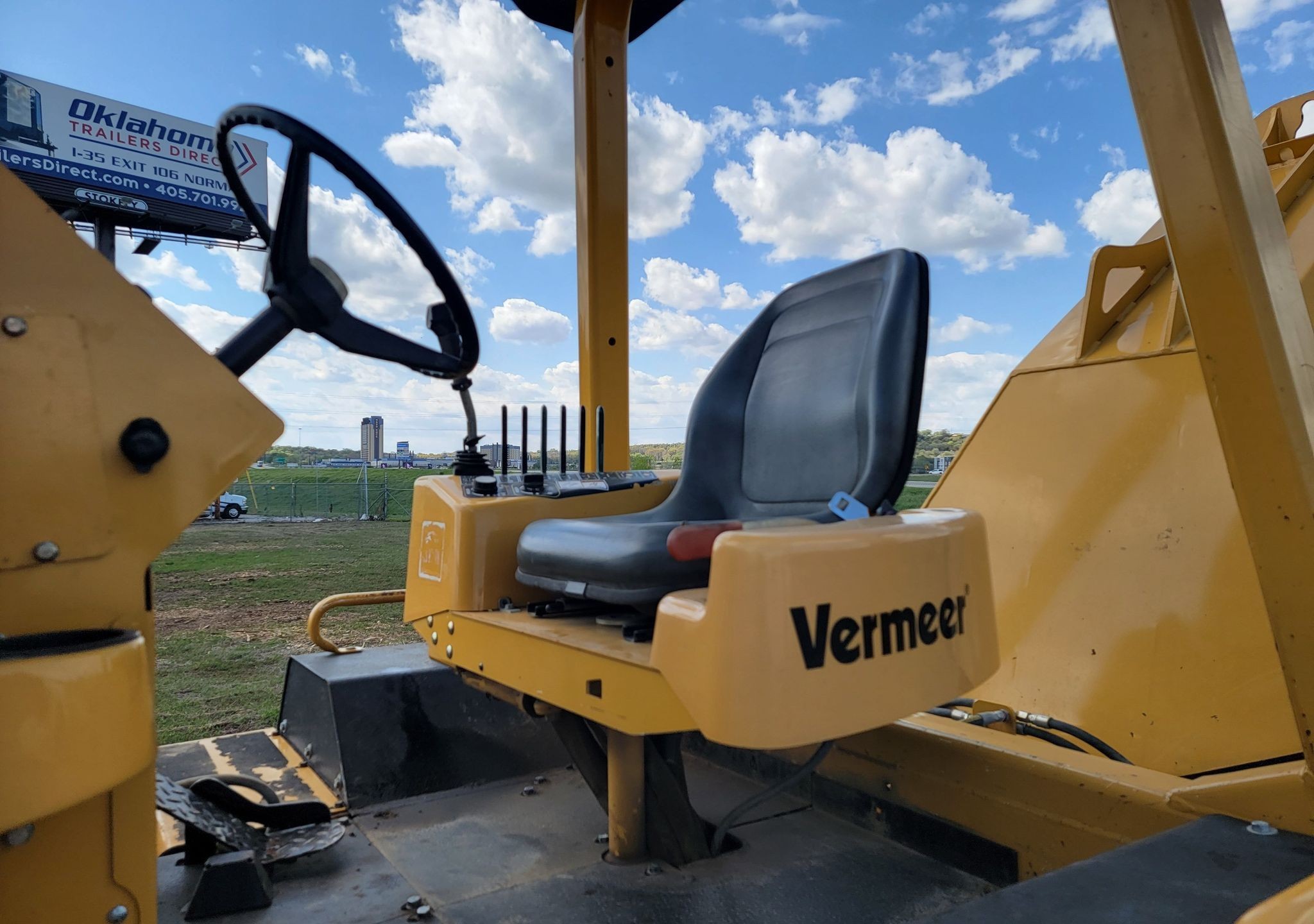 gallery 2013 Vermeer RTX1250 rock saw