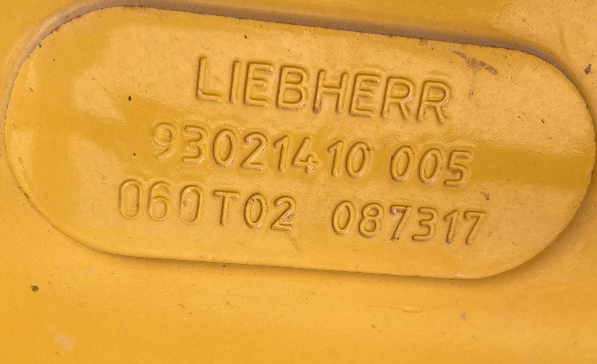 gallery 2016 John Deere 324K wheel loader
