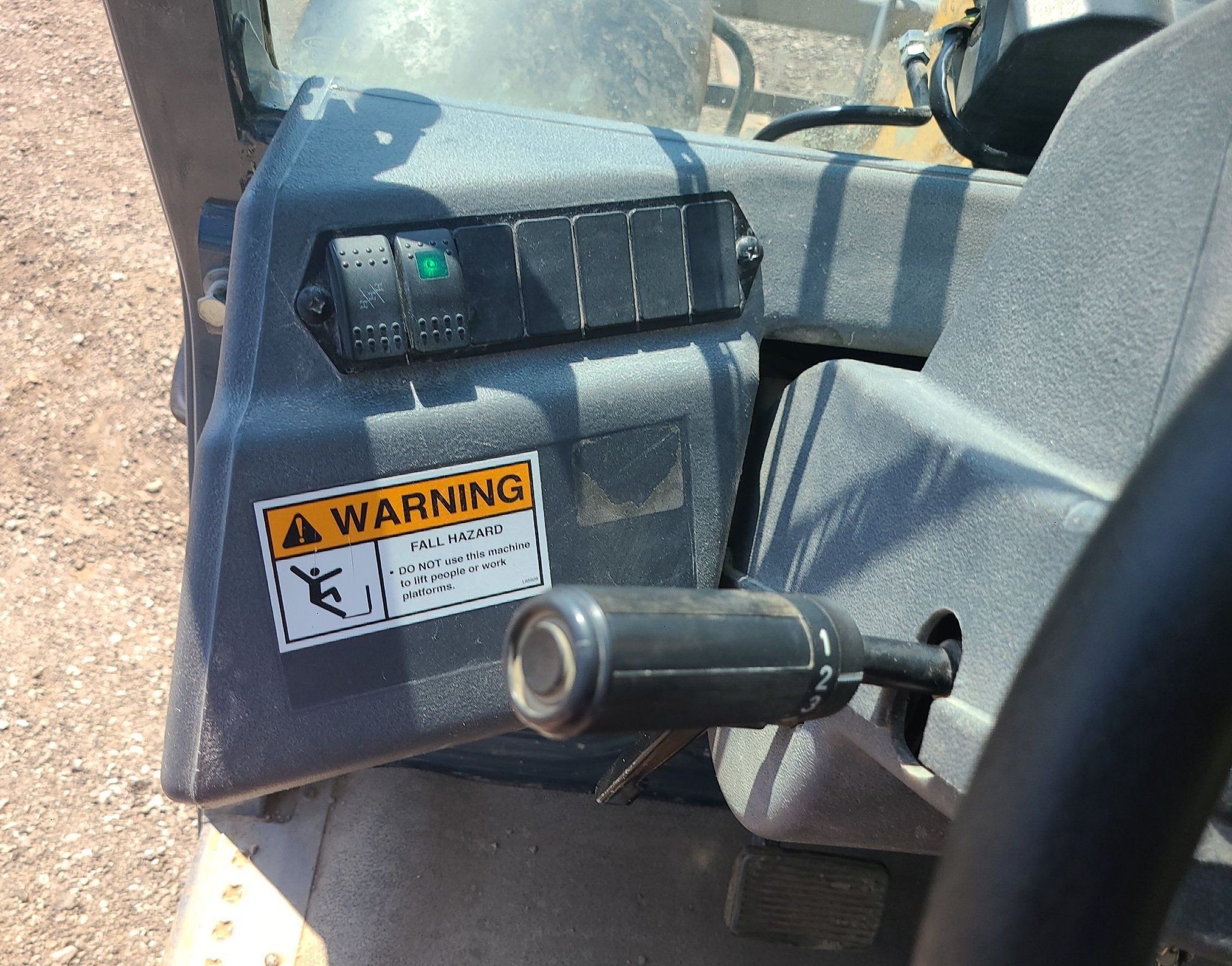 gallery 2018 Gehl DL1240 telehandler