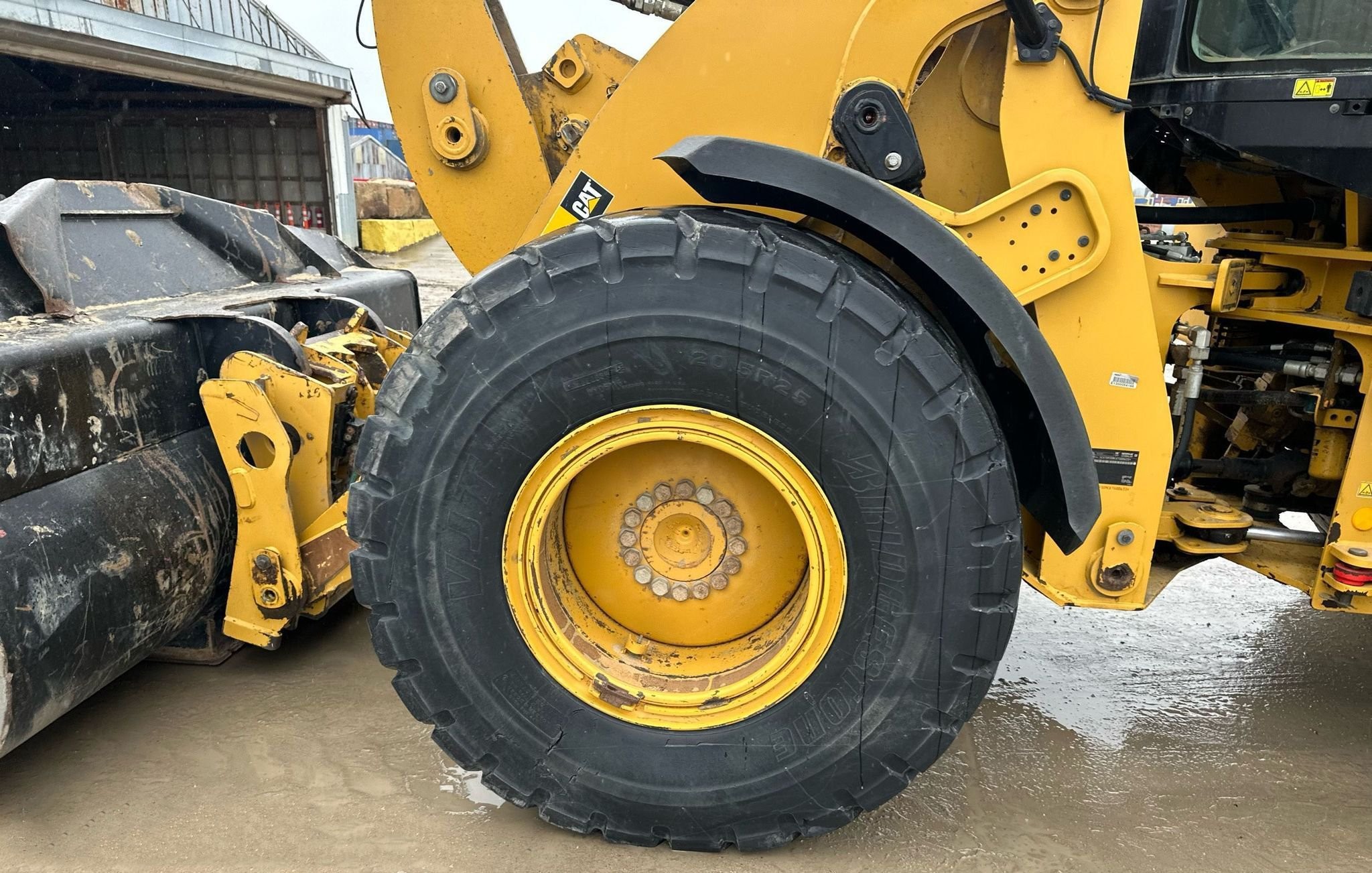 gallery 2015 Caterpillar 930M wheel loader