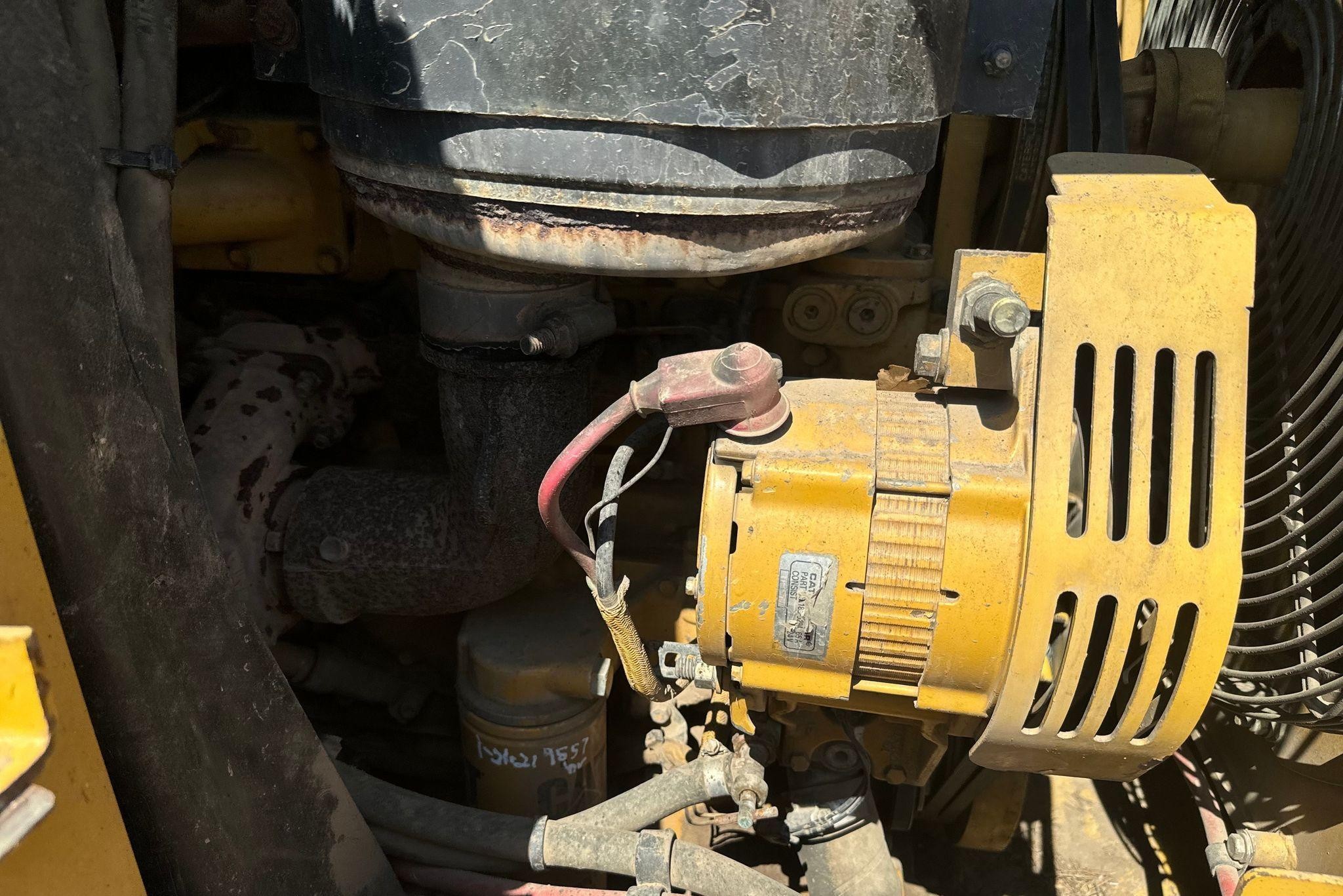 gallery 2002 Caterpillar 953C track loader