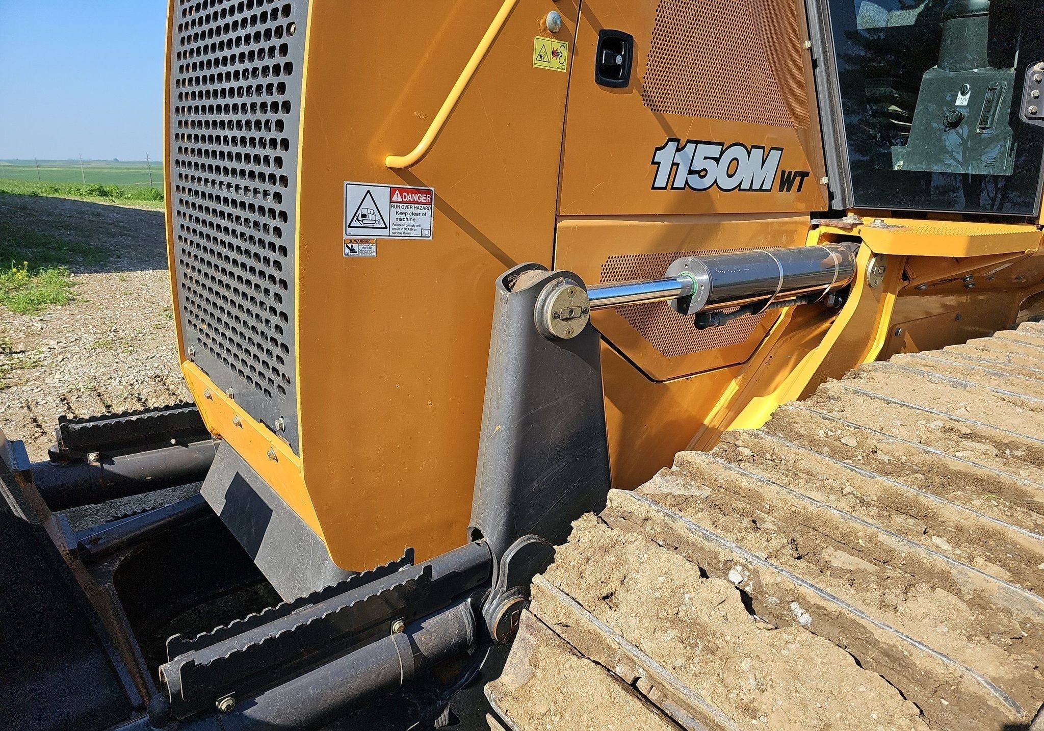 gallery 2017 Case 1150M WT dozer