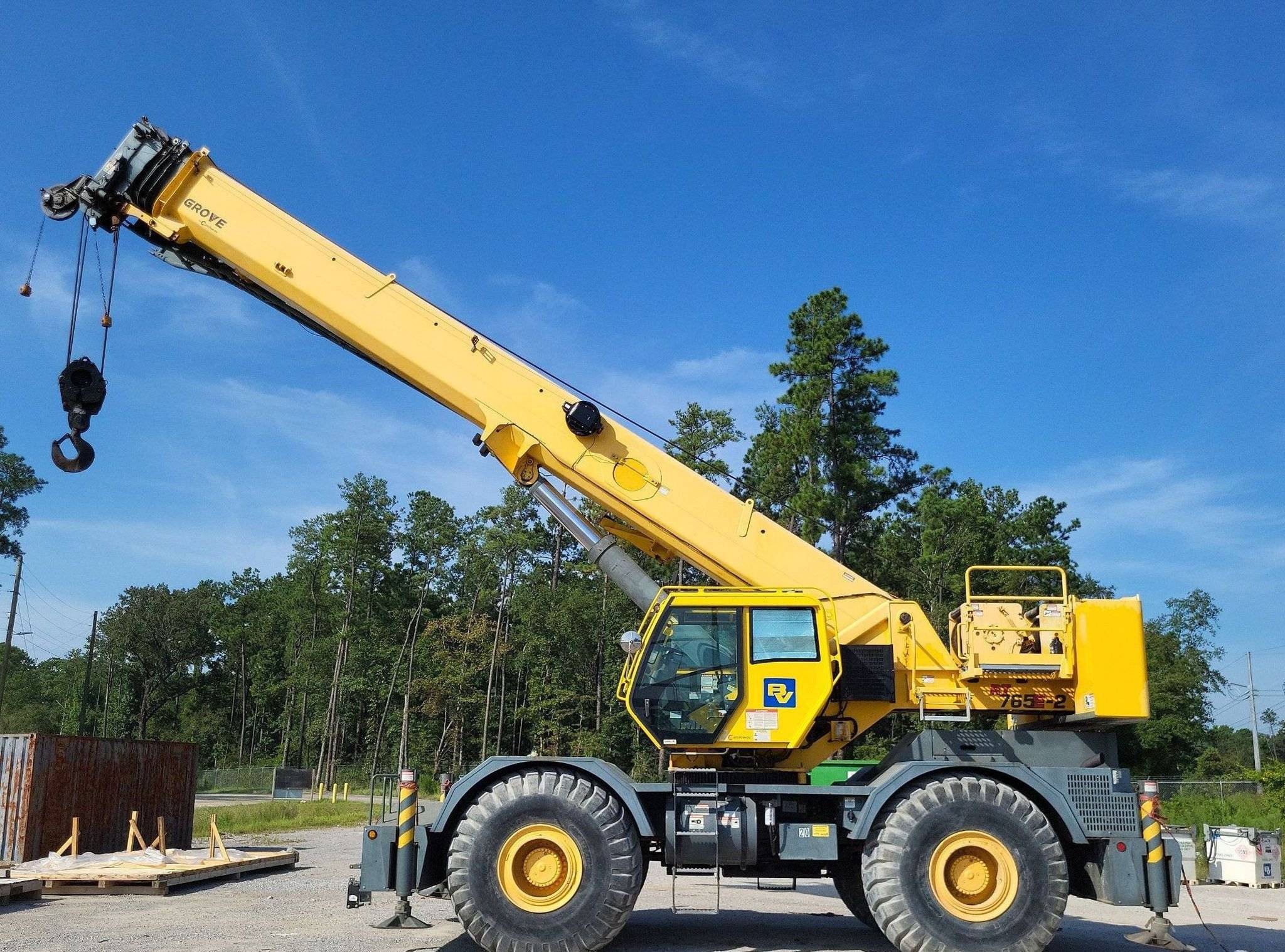 gallery 2012 Grove RT765E2 crane