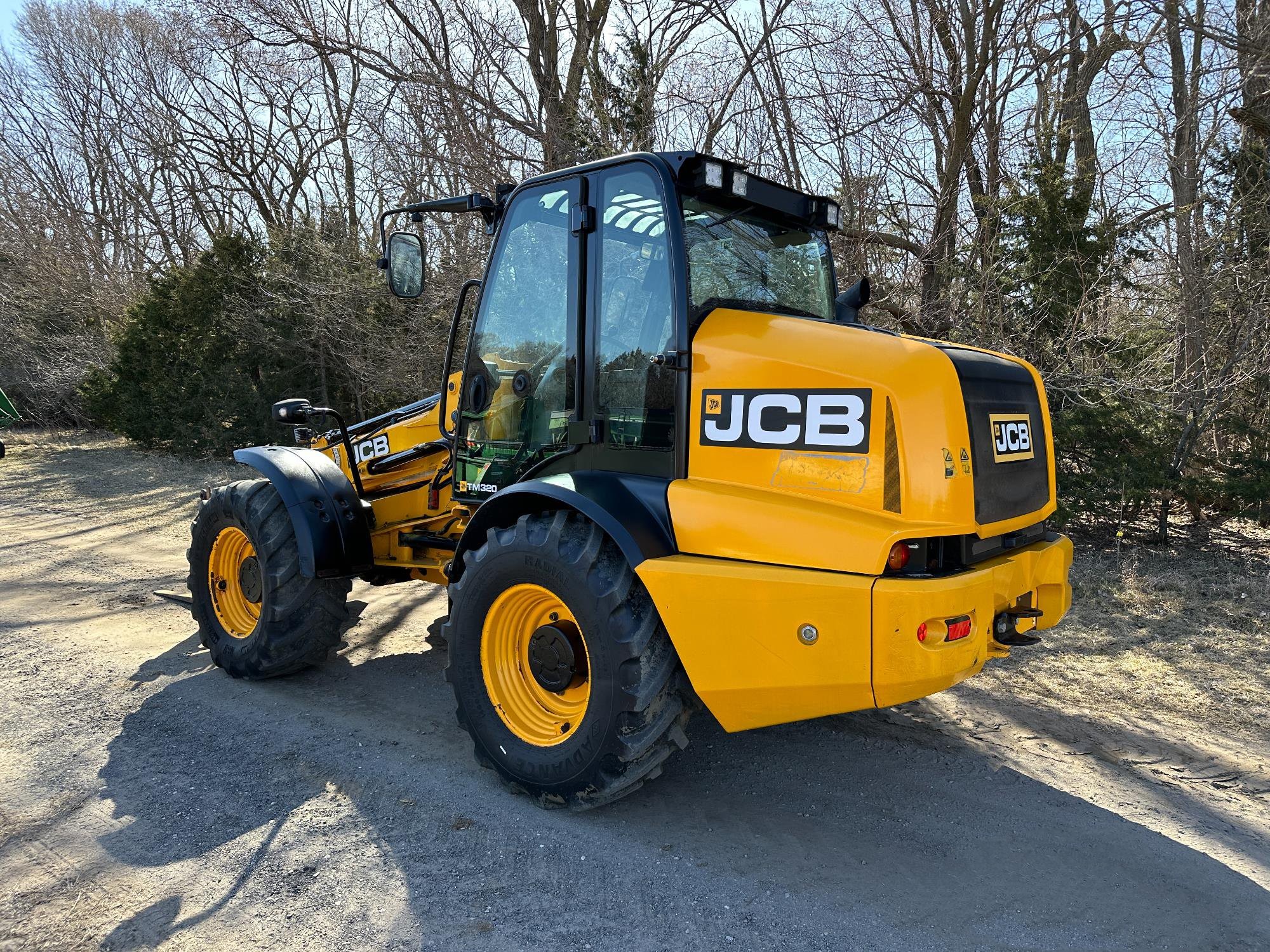 gallery 2017 JCB TM320 4x4 Telehandler