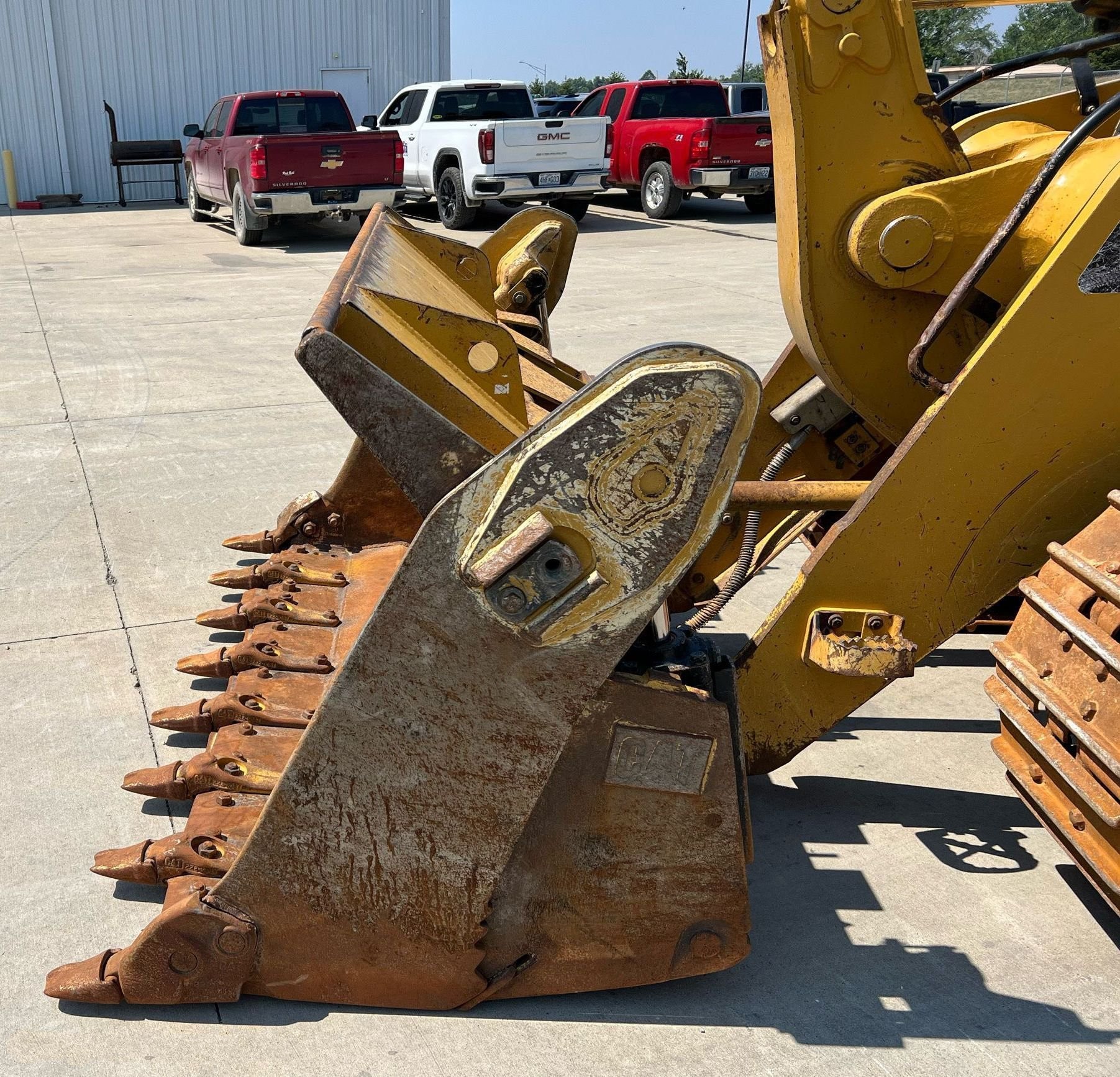 gallery 2016 Caterpillar 963K track loader