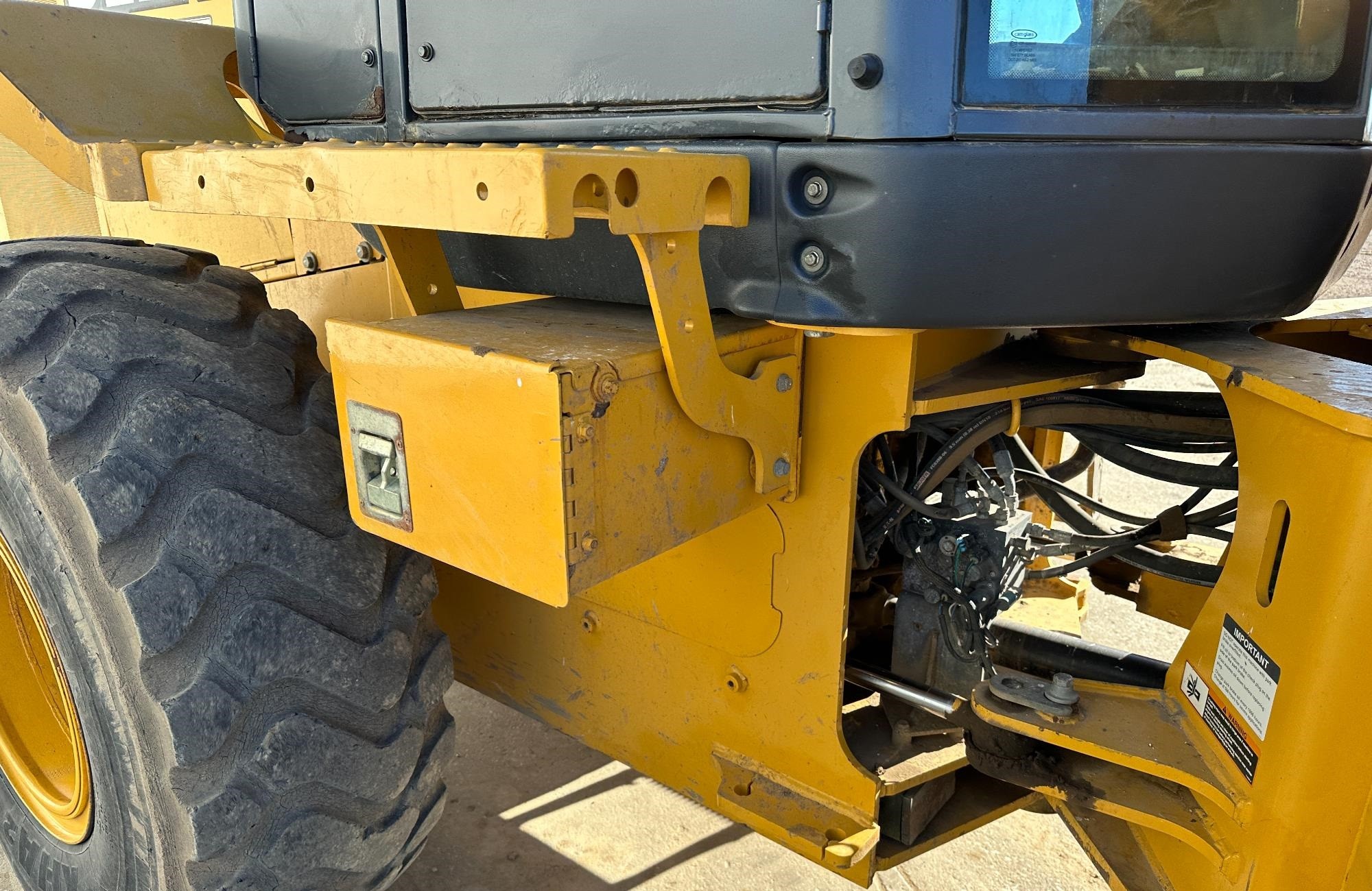 gallery 2015 John Deere 544K Wheel Loader WGrapple