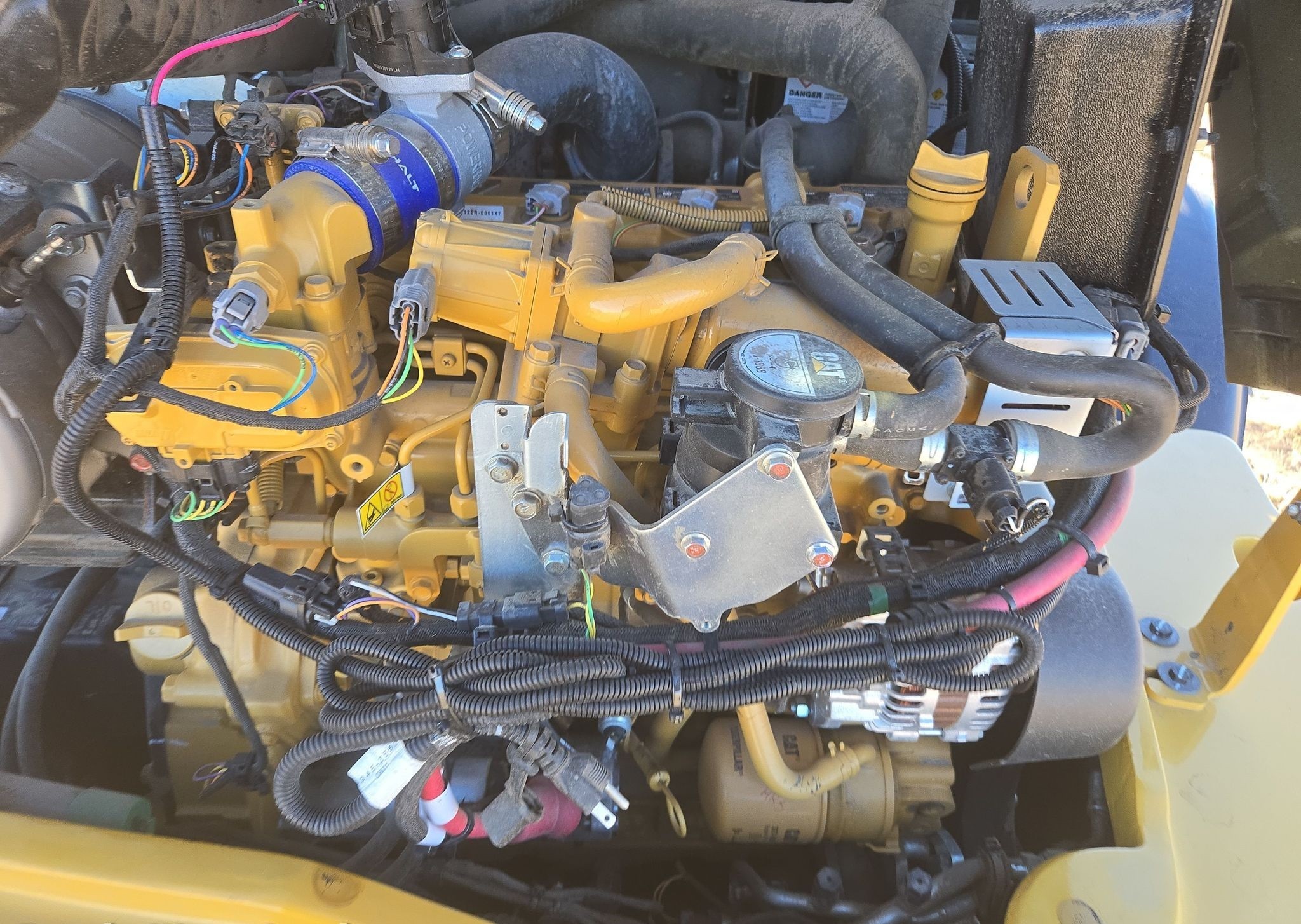 gallery 2022 Caterpillar 908M wheel loader