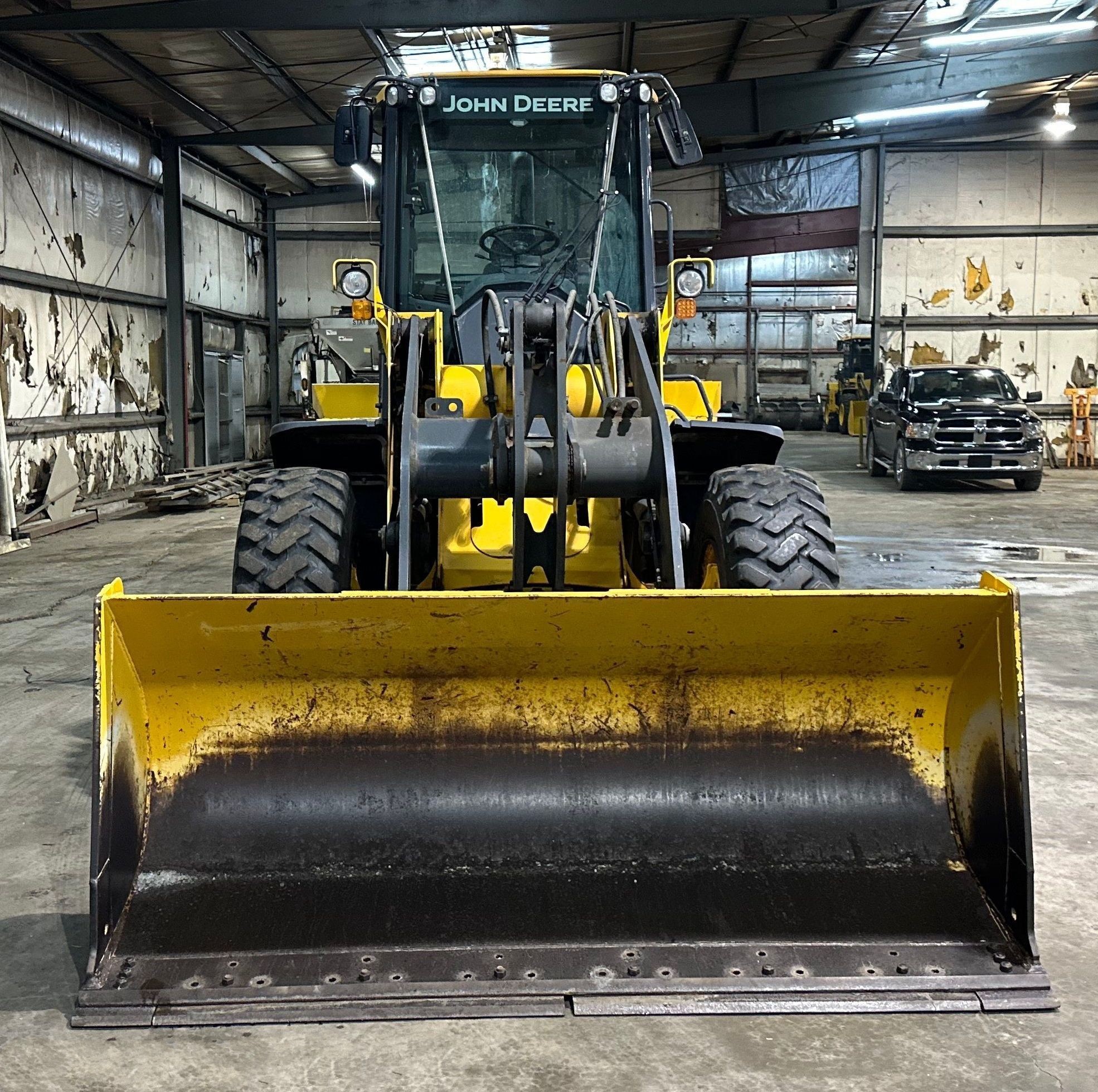 gallery 2013 John Deere 444K wheel loader