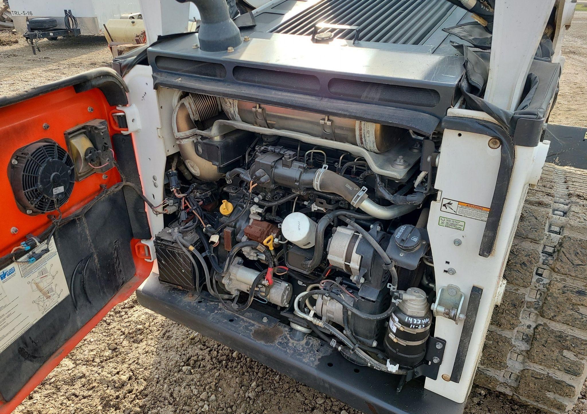 gallery 2019 Bobcat T770 tracked skid steer loader