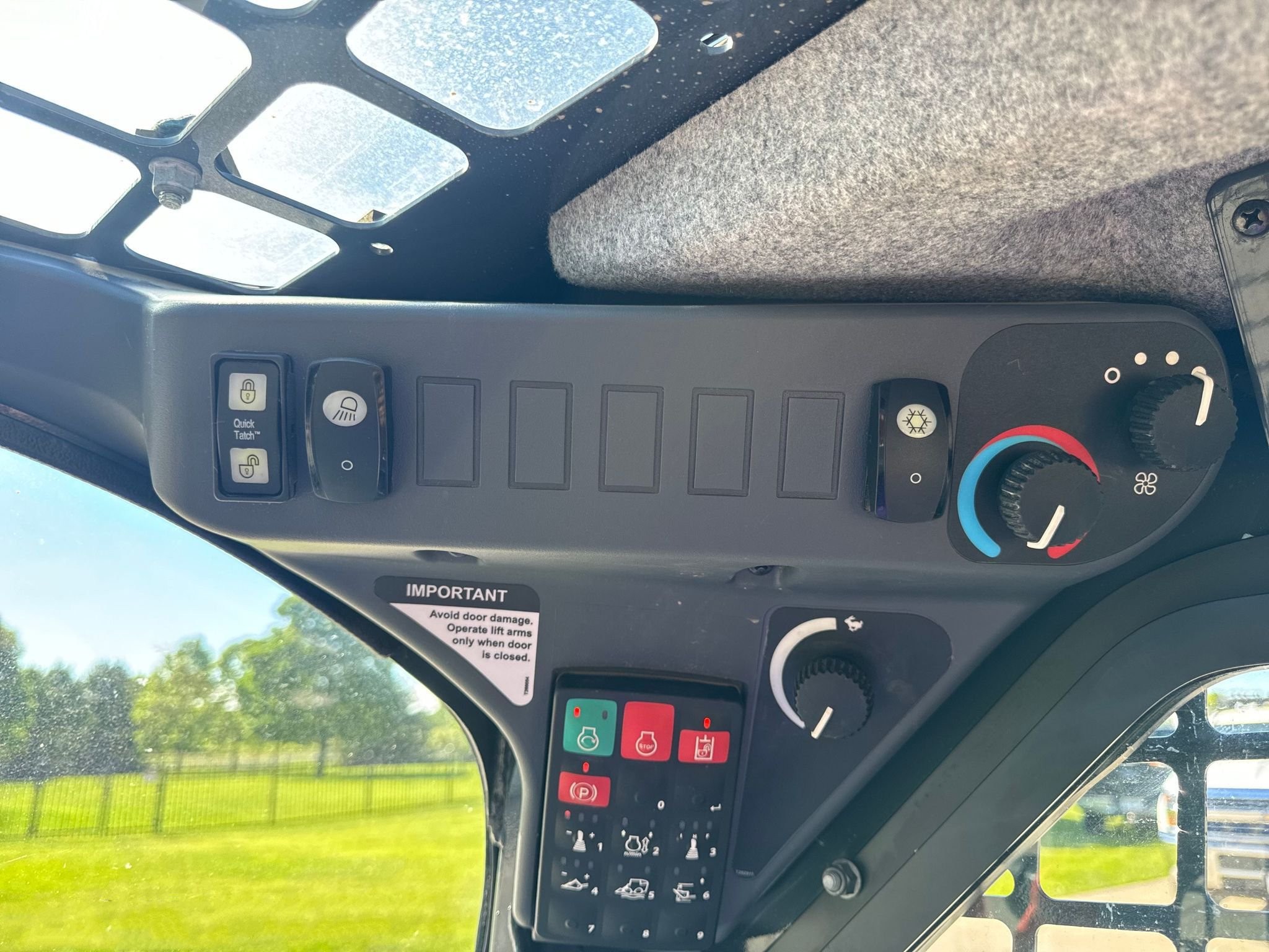 gallery 2023 John Deere 317G tracked skid steer loader