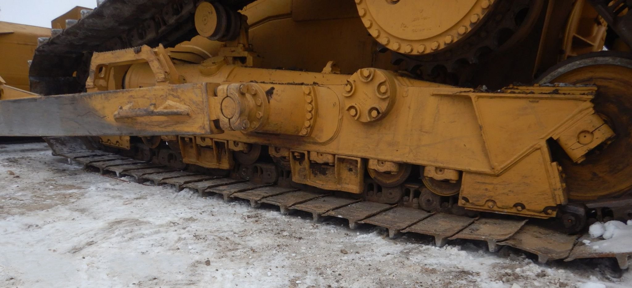 gallery Caterpillar D6T LGP dozer