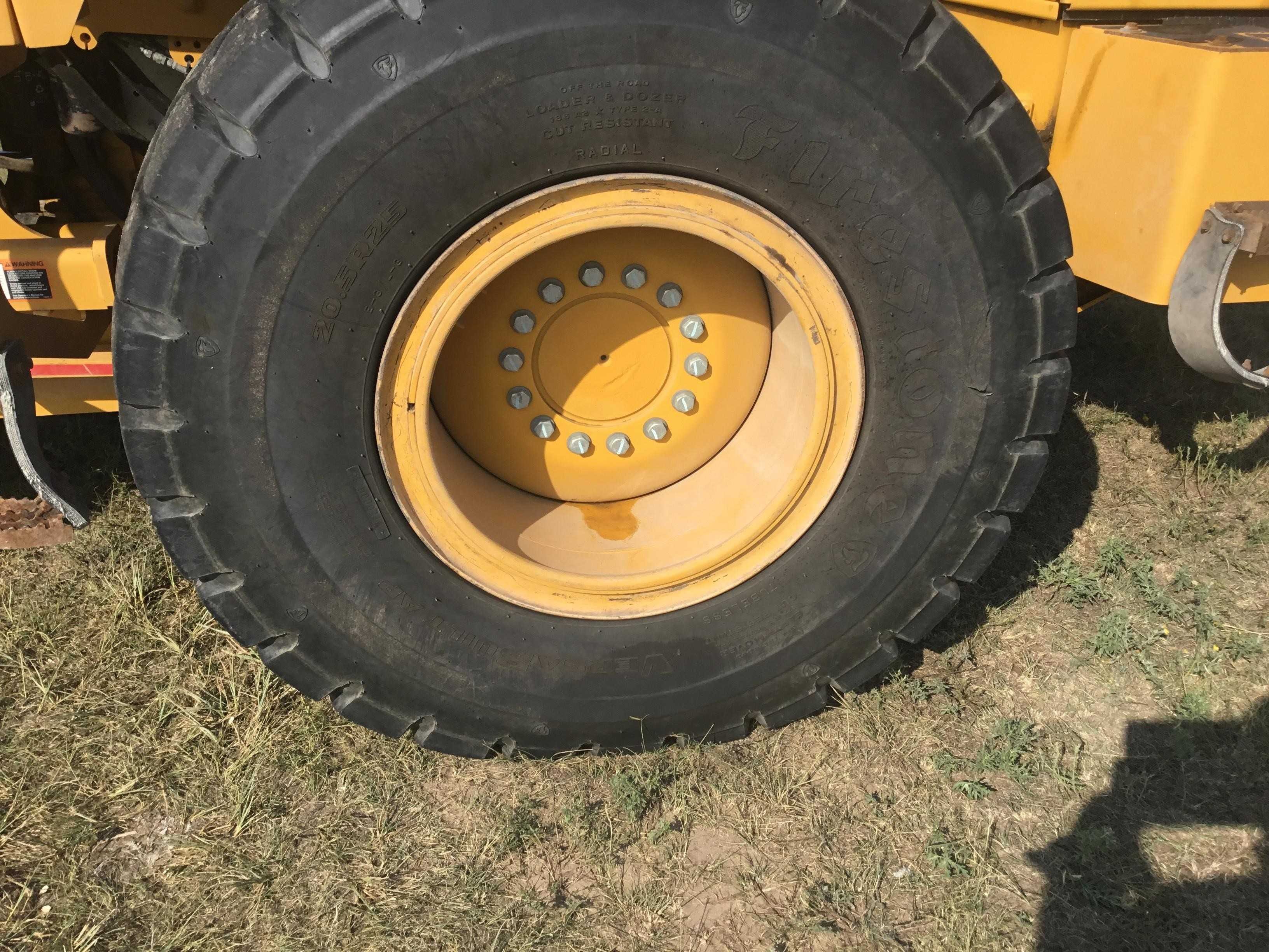 gallery 2015 John Deere 544K High Lift Wheel Loader